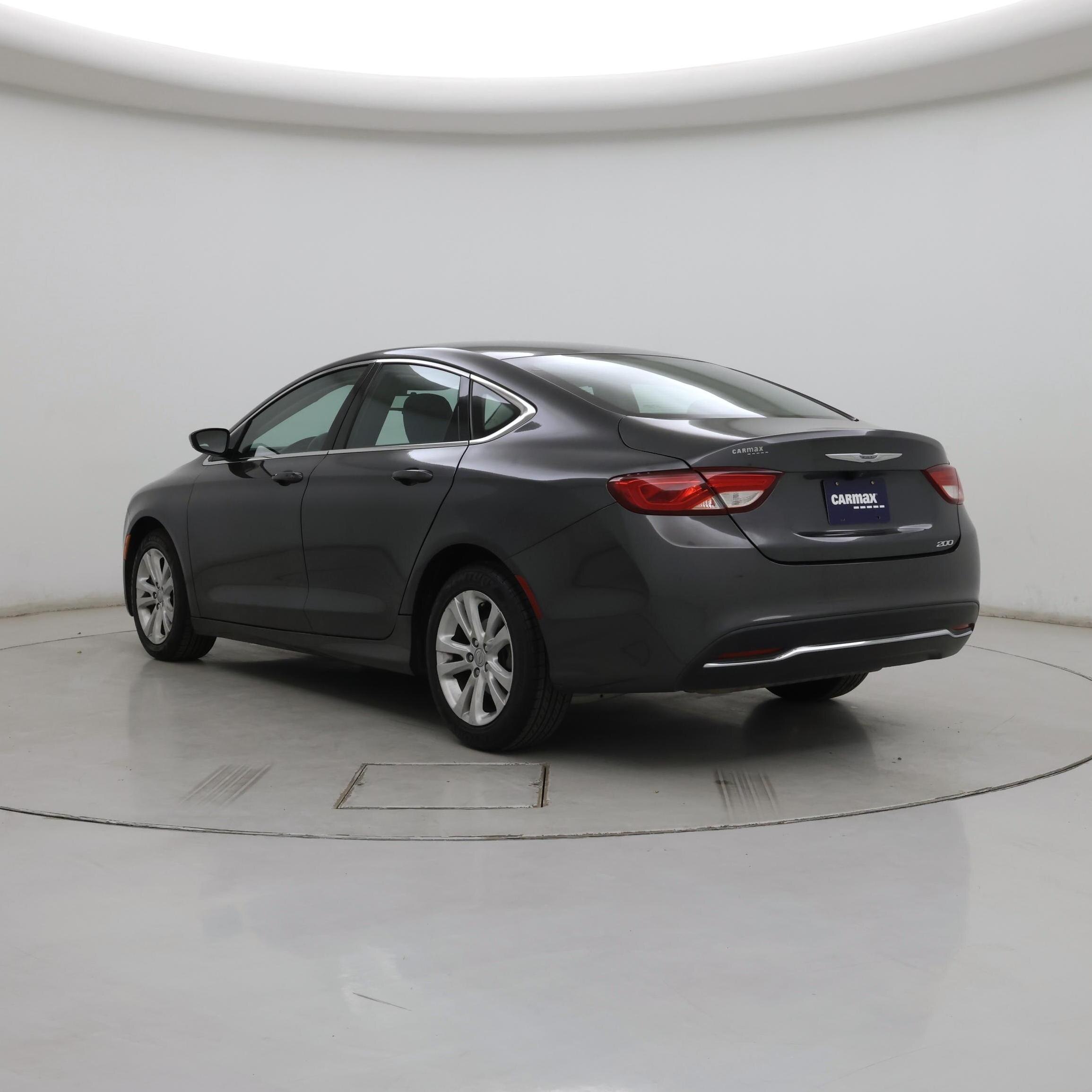Thumbnail: 2016 Chrysler 200 - 2