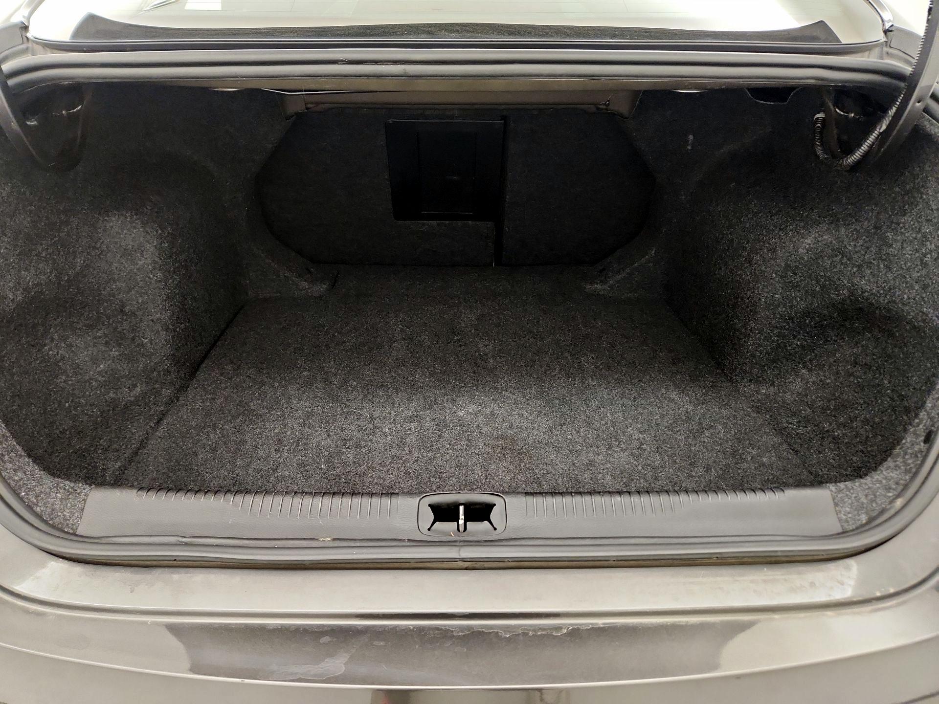 Thumbnail: 2016 Chrysler 200 - 20