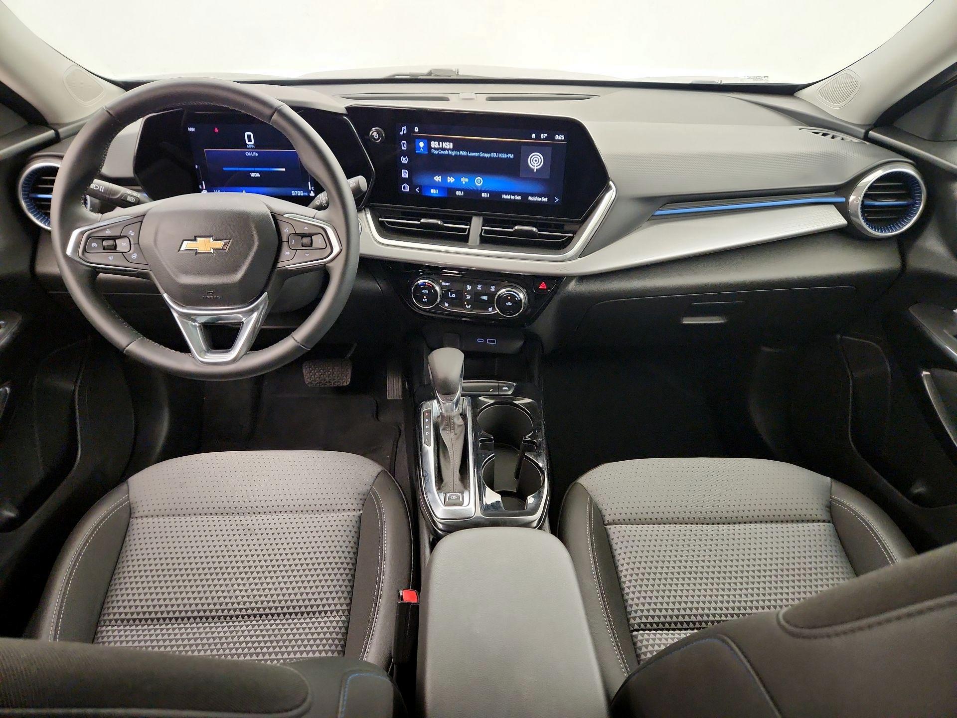 Thumbnail: 2024 Chevrolet Trax - 9