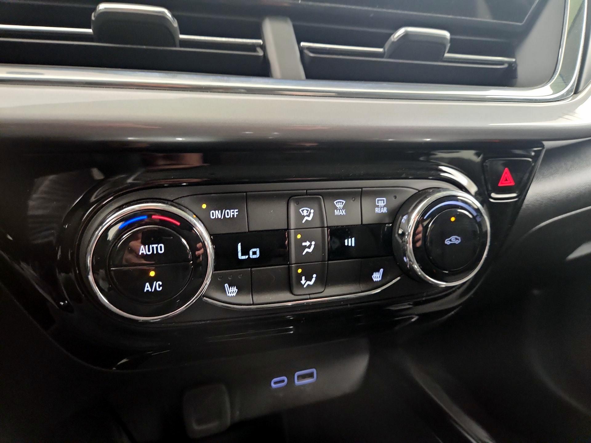 Thumbnail: 2024 Chevrolet Trax - 15