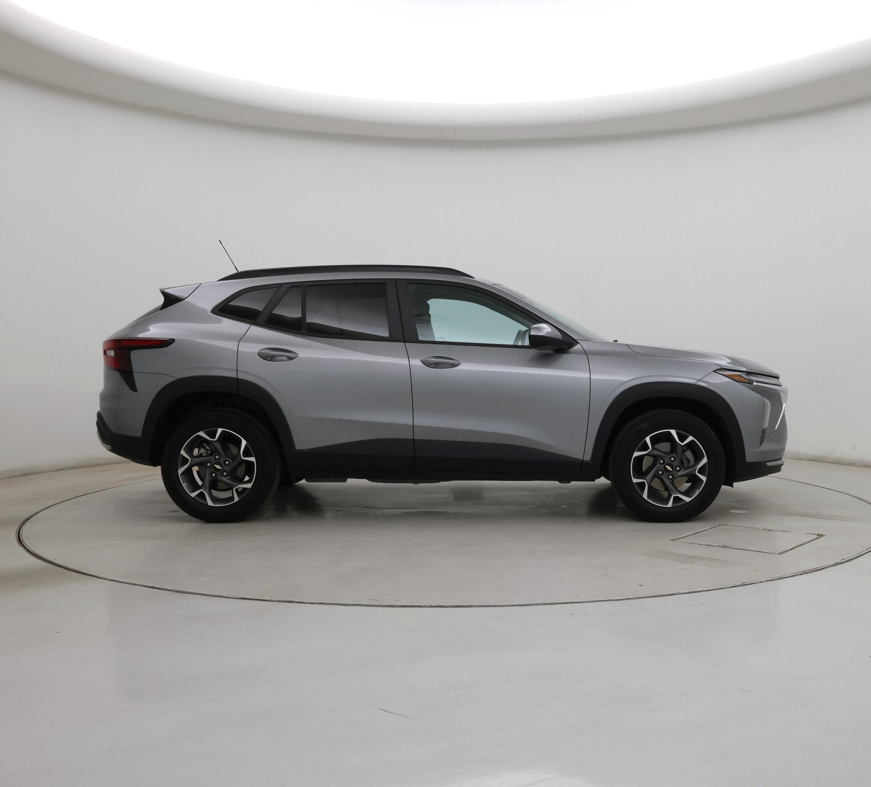 Thumbnail: 2024 Chevrolet Trax - 7