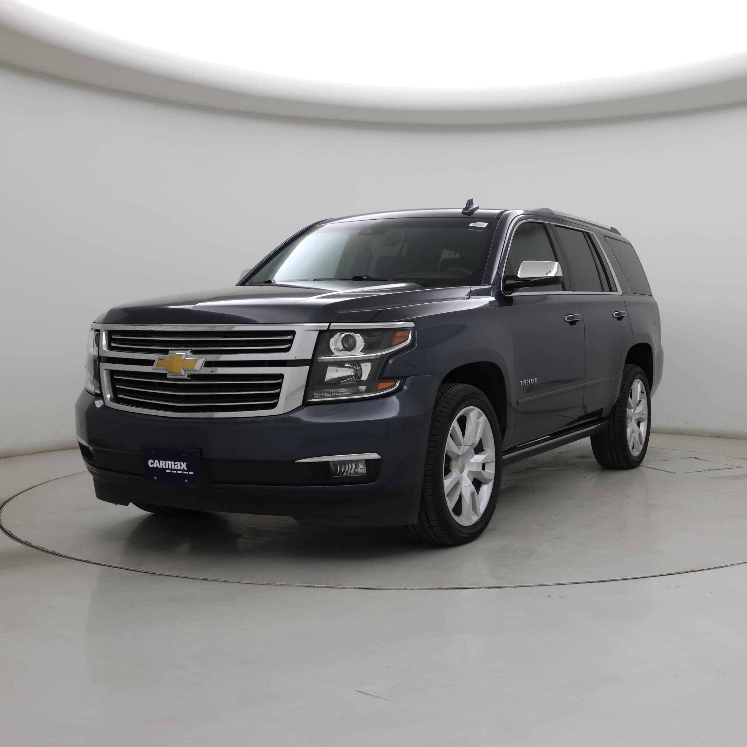 Thumbnail: 2019 Chevrolet Tahoe - 4