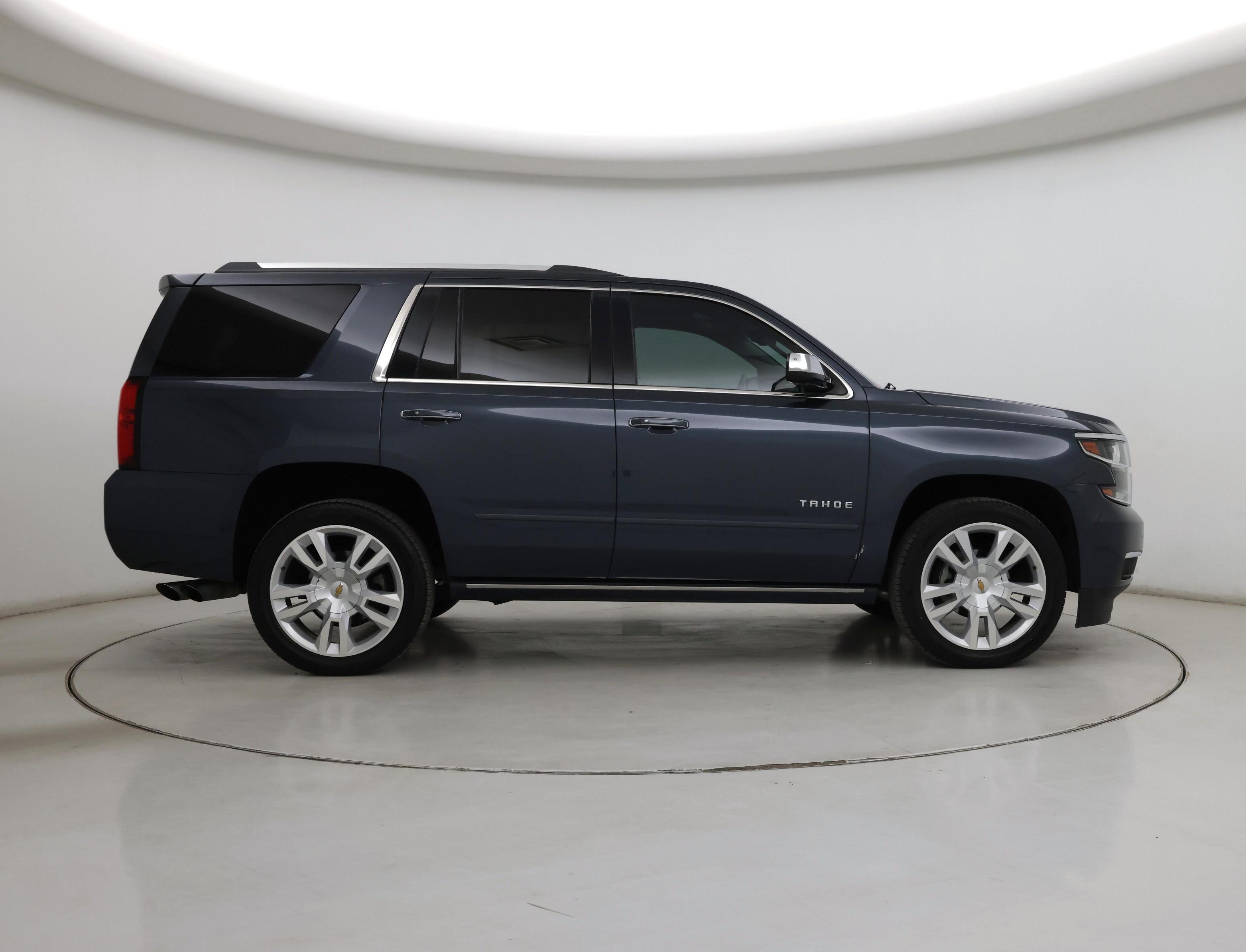Thumbnail: 2019 Chevrolet Tahoe - 7