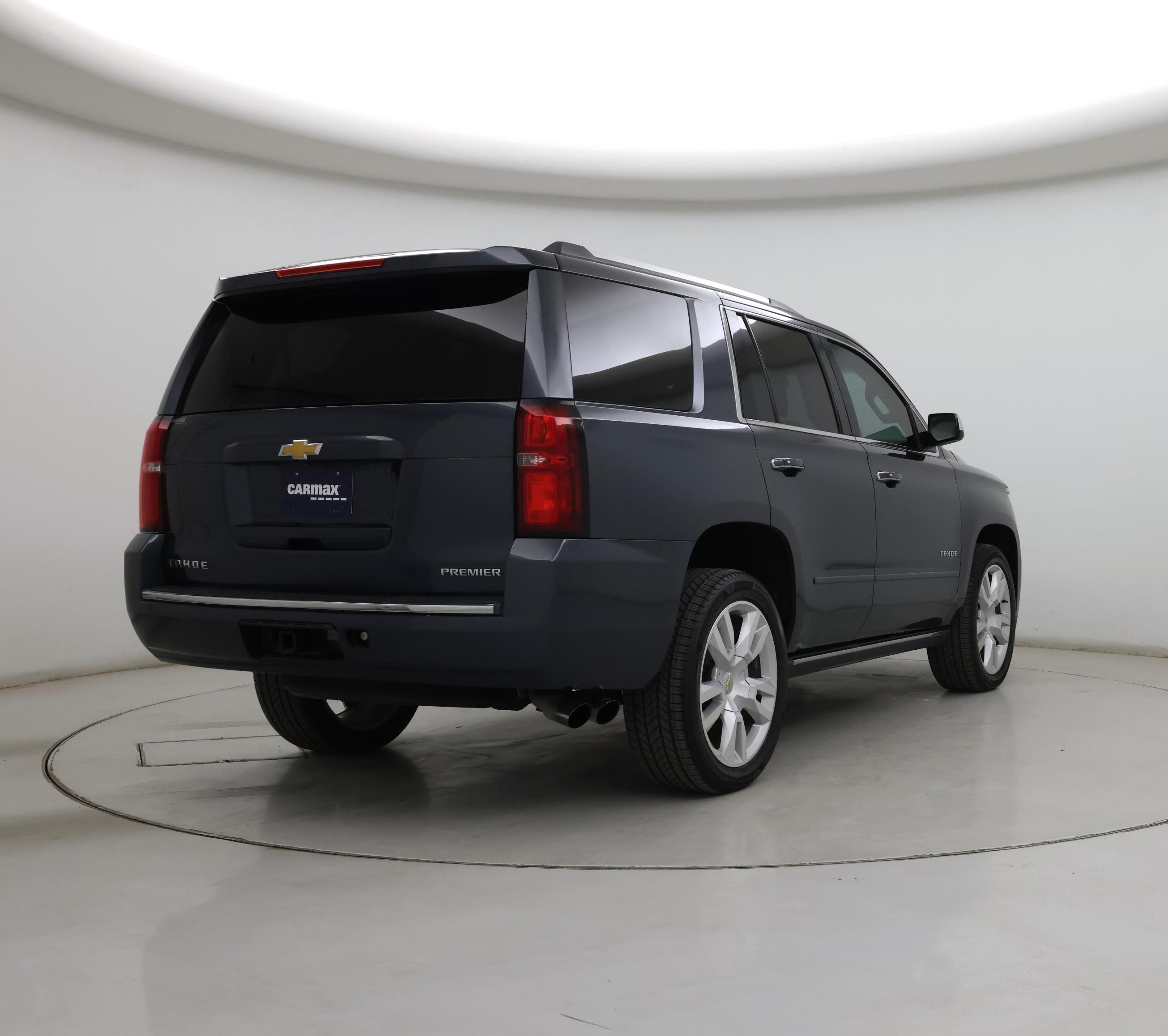Thumbnail: 2019 Chevrolet Tahoe - 8