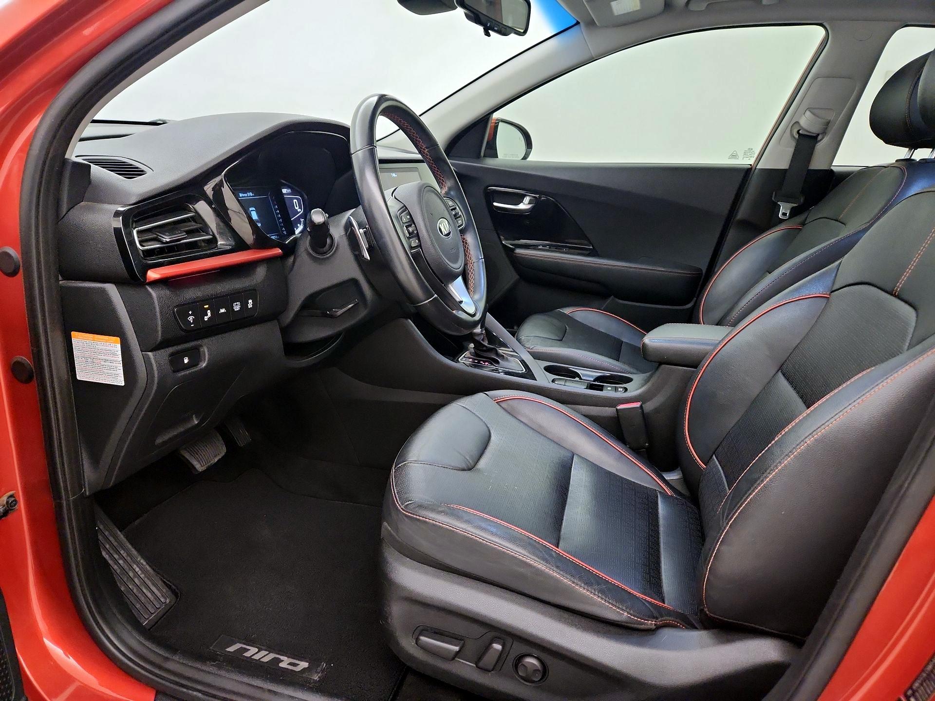 Thumbnail: 2021 Kia Niro - 11