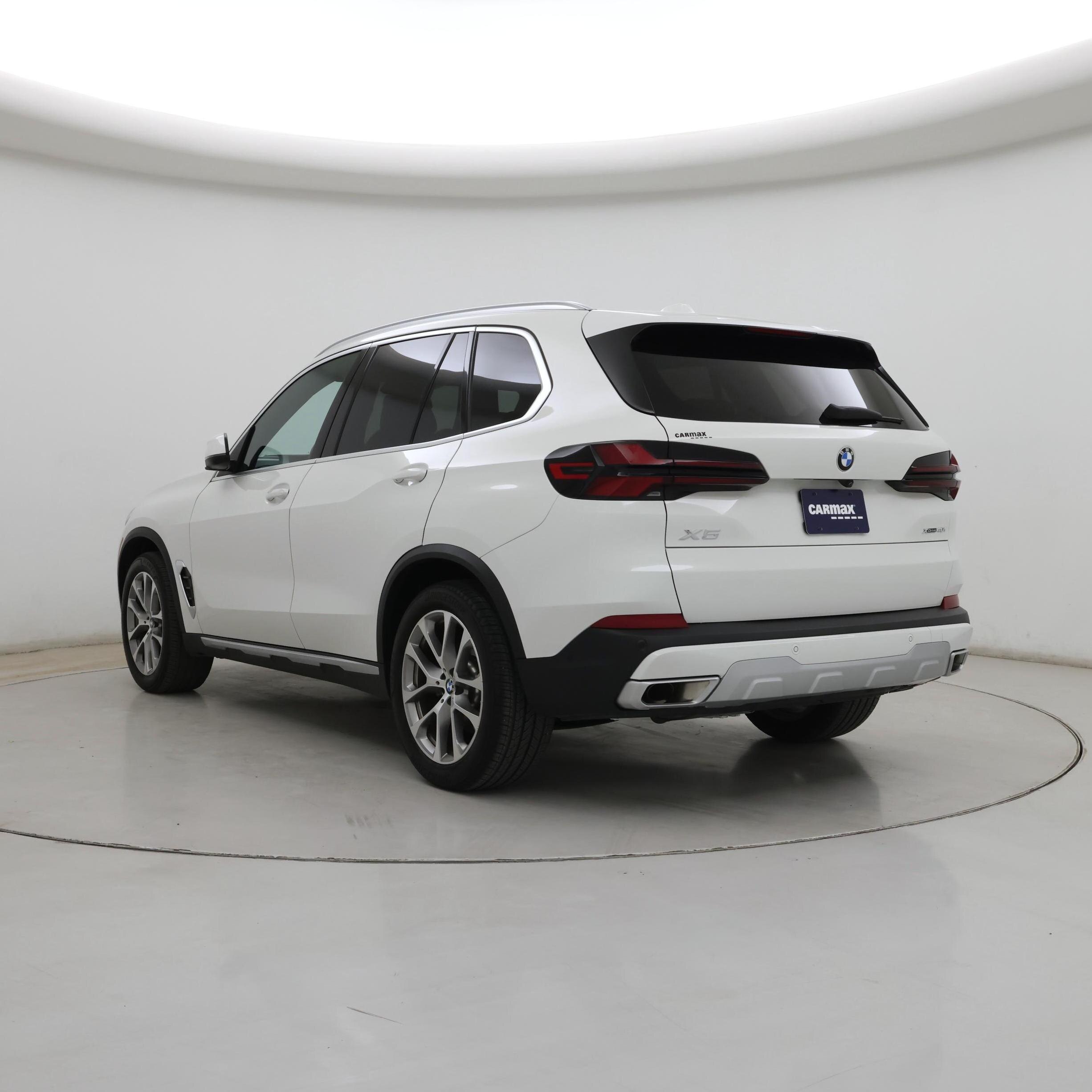 Thumbnail: 2024 BMW X5 - 2