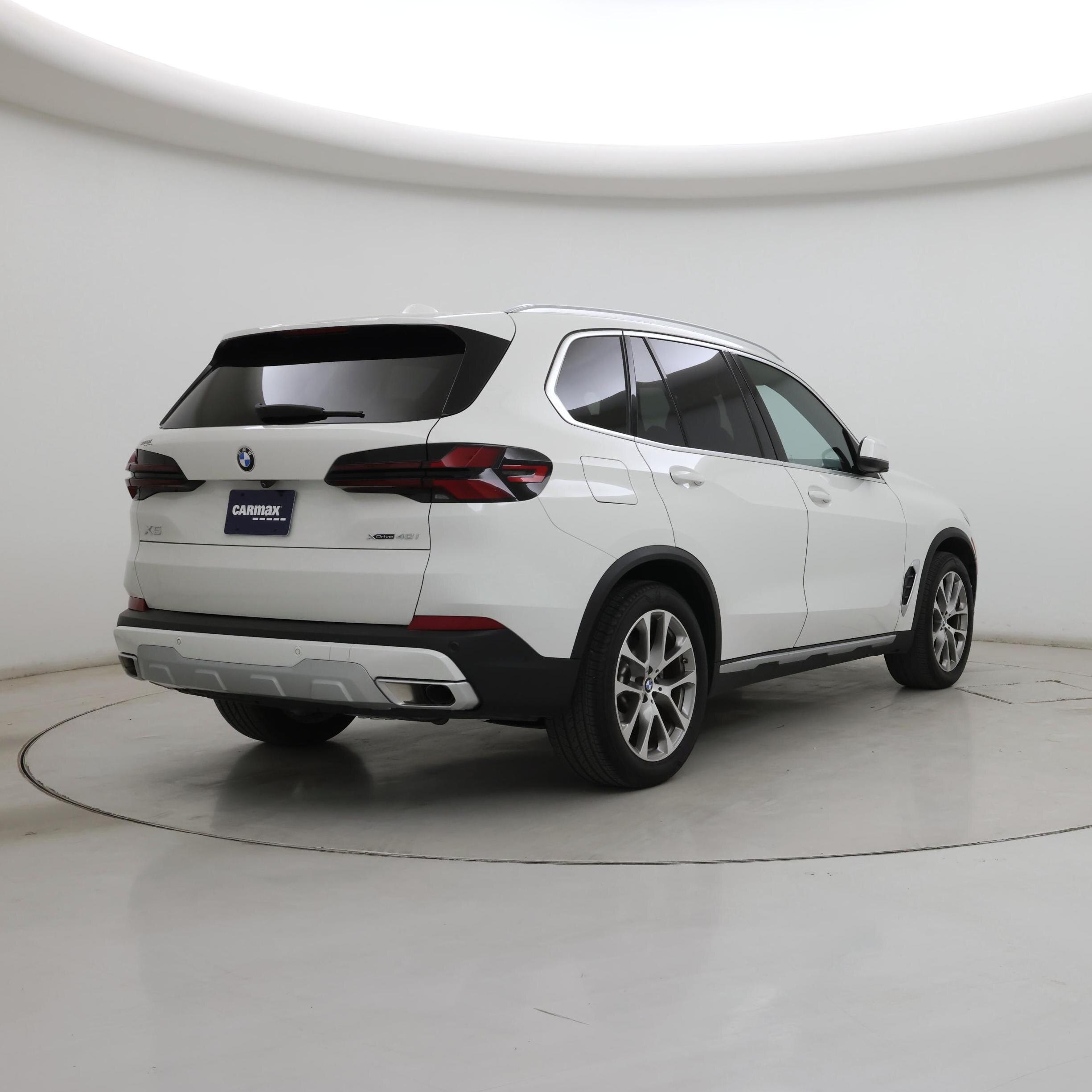 Thumbnail: 2024 BMW X5 - 8