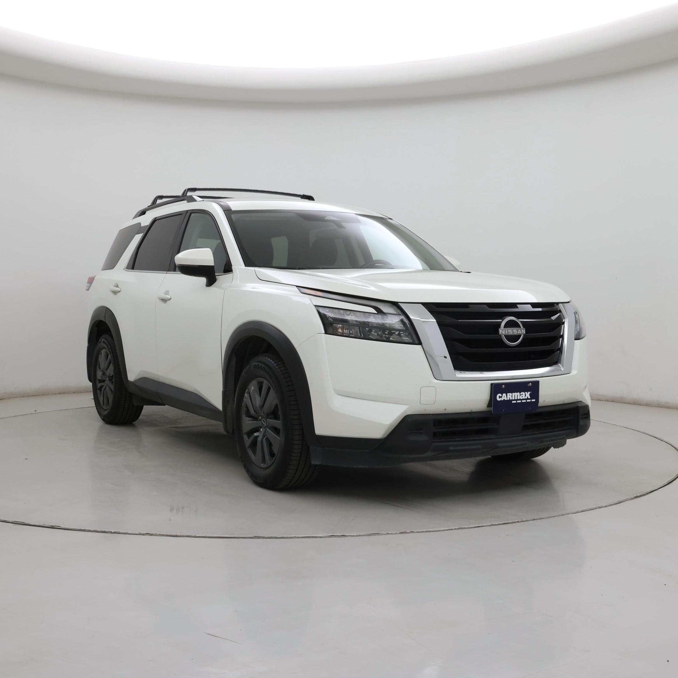 White 2024 Nissan Pathfinder SUV / Crossover Front-Wheel Drive Automatic