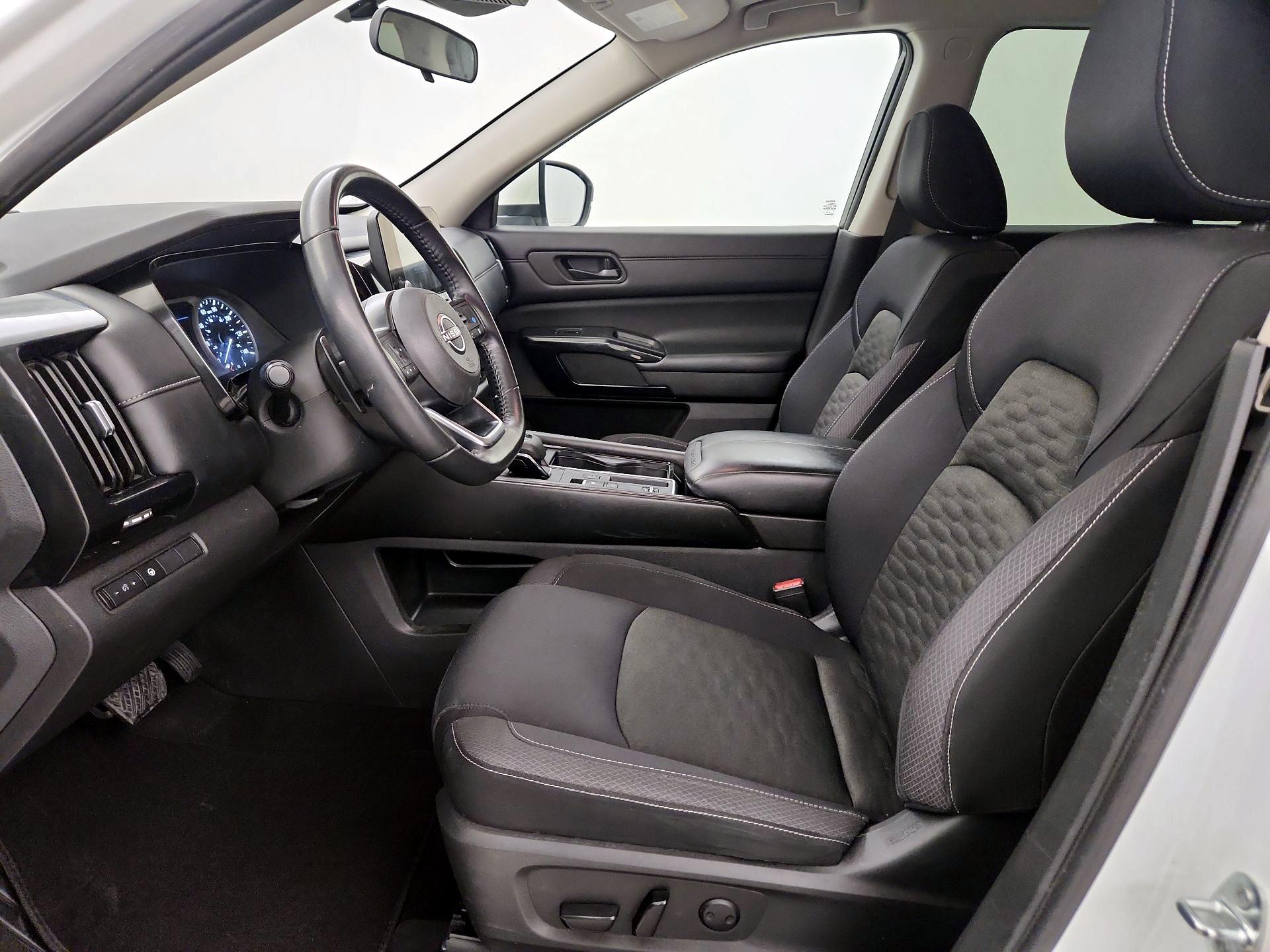Thumbnail: 2024 Nissan Pathfinder - 11