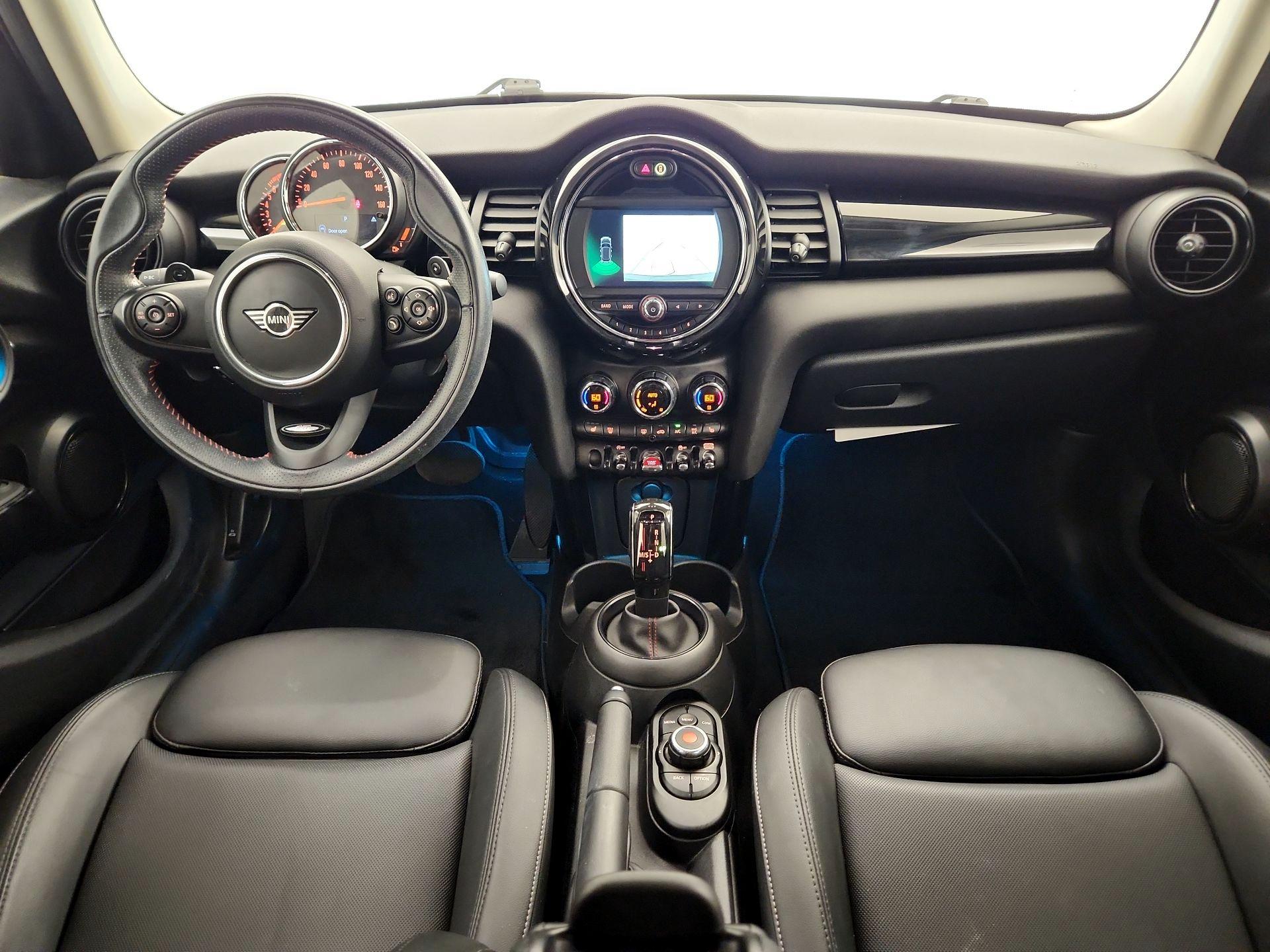 Thumbnail: 2020 MINI Cooper Hardtop - 9