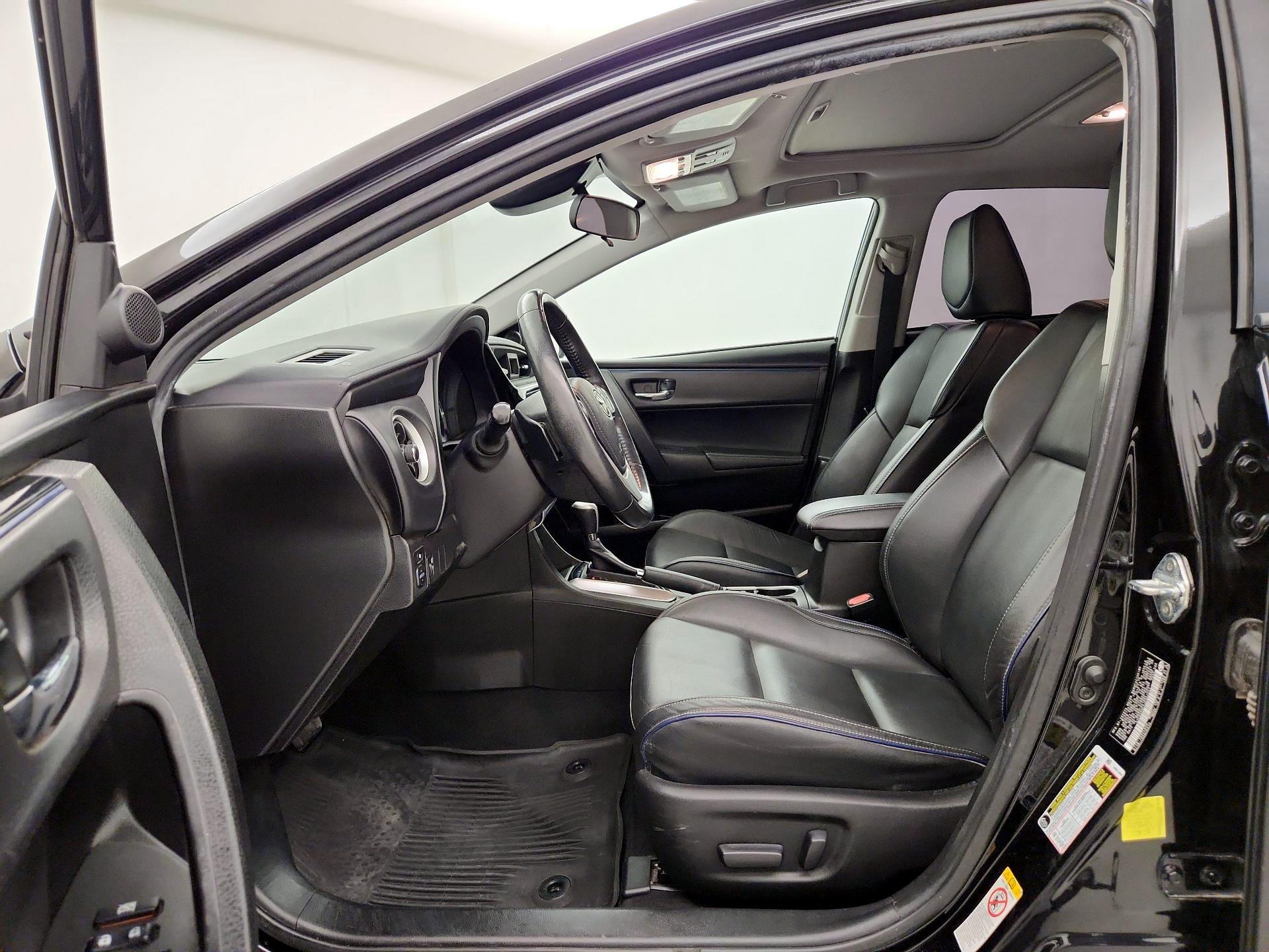 Thumbnail: 2018 Toyota Corolla - 11