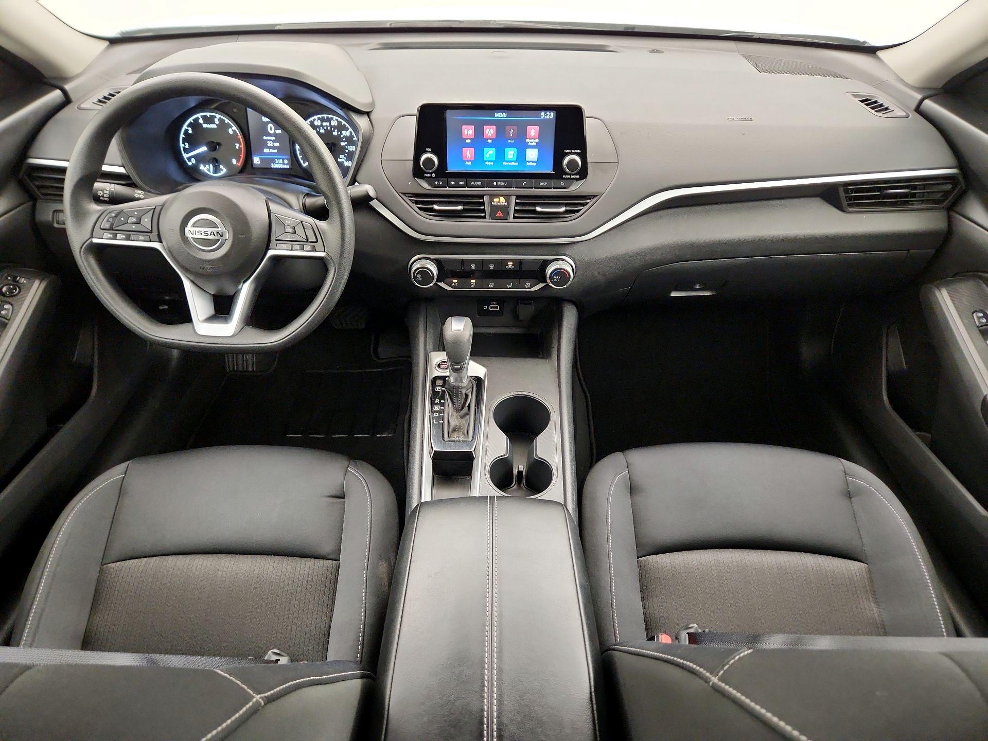 Thumbnail: 2021 Nissan Altima - 9