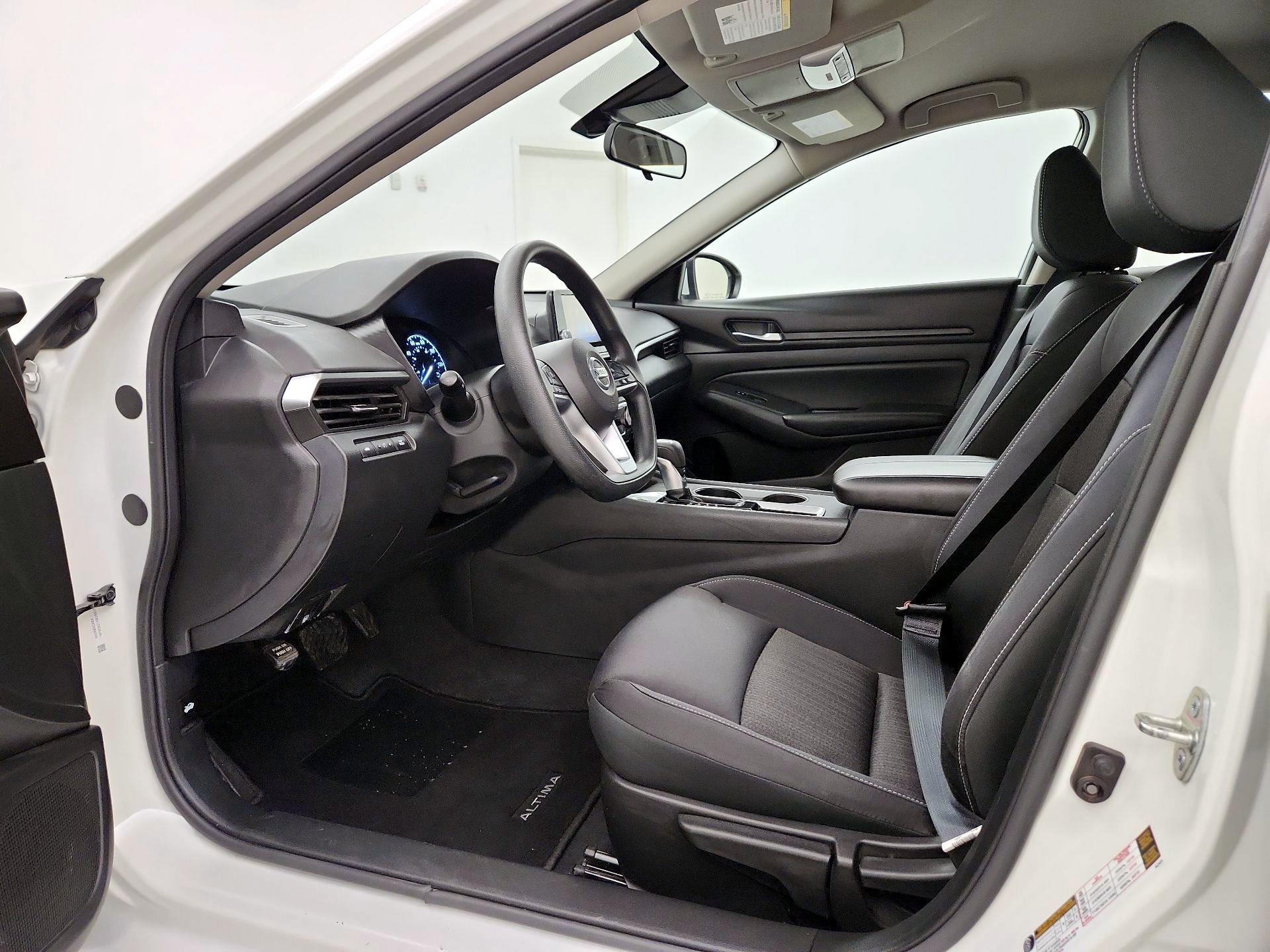 Thumbnail: 2021 Nissan Altima - 11