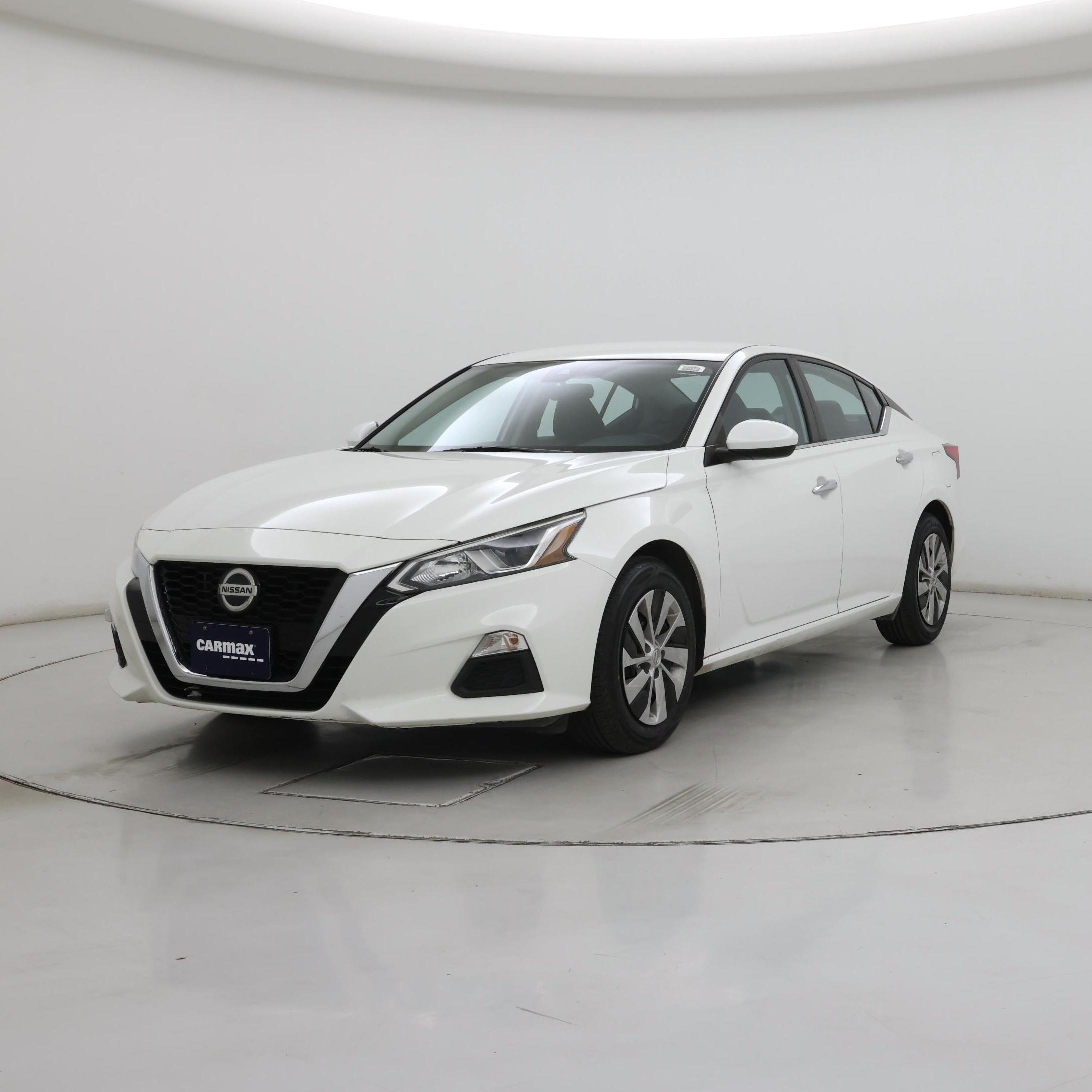 Thumbnail: 2021 Nissan Altima - 4