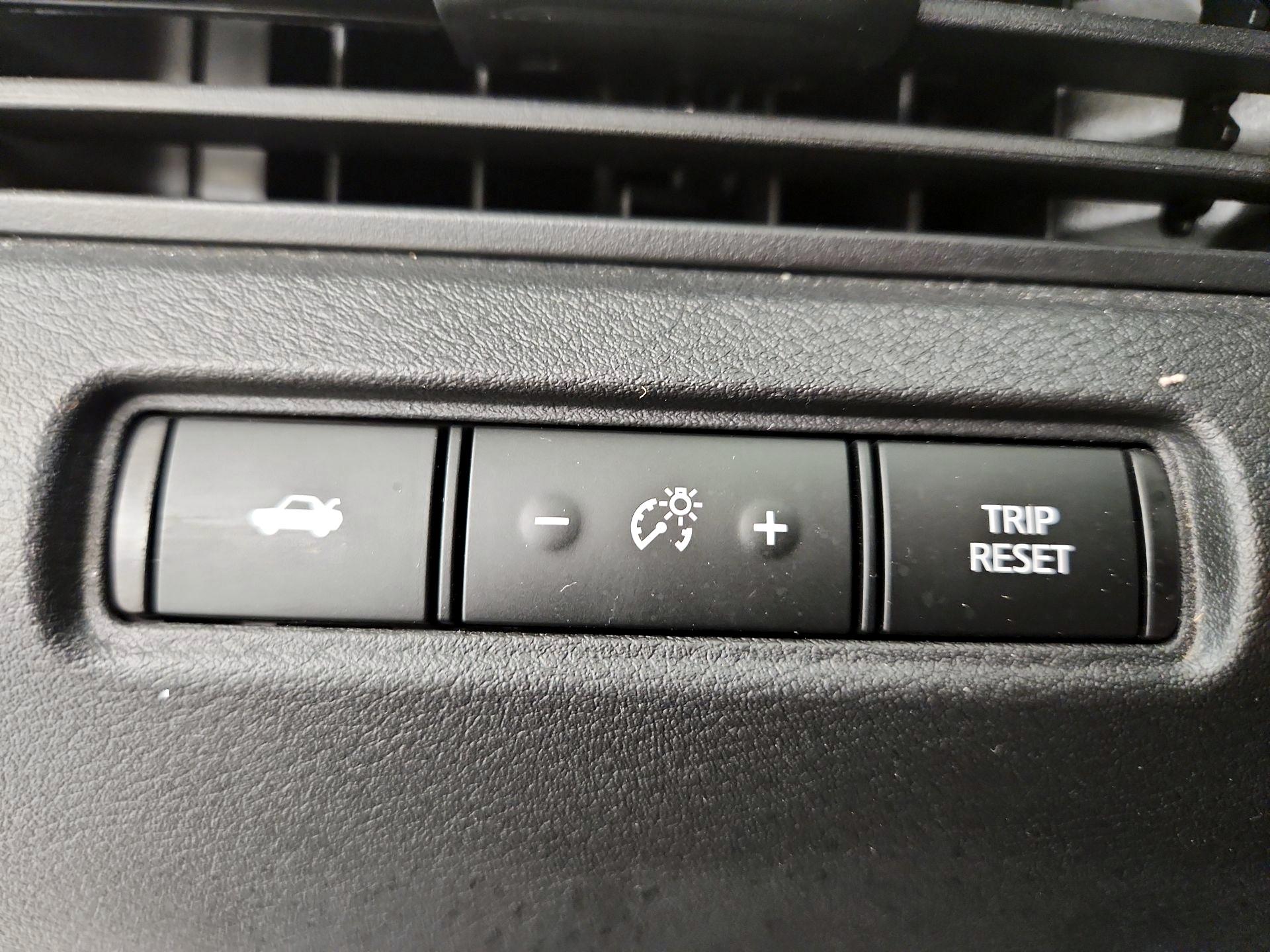 Thumbnail: 2021 Nissan Altima - 13