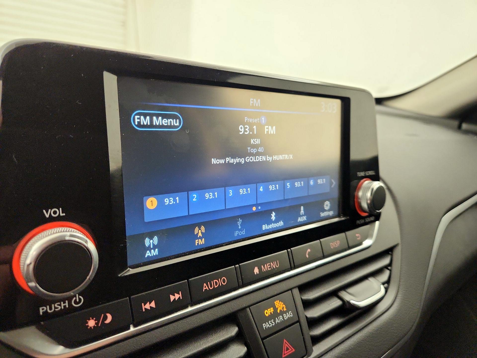 Thumbnail: 2021 Nissan Altima - 15