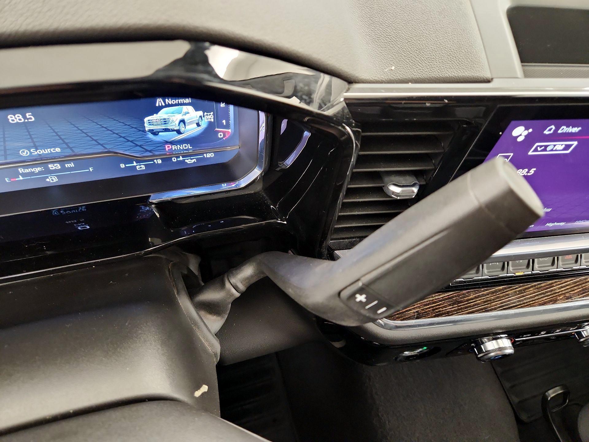 Thumbnail: 2023 GMC Sierra 1500 - 17