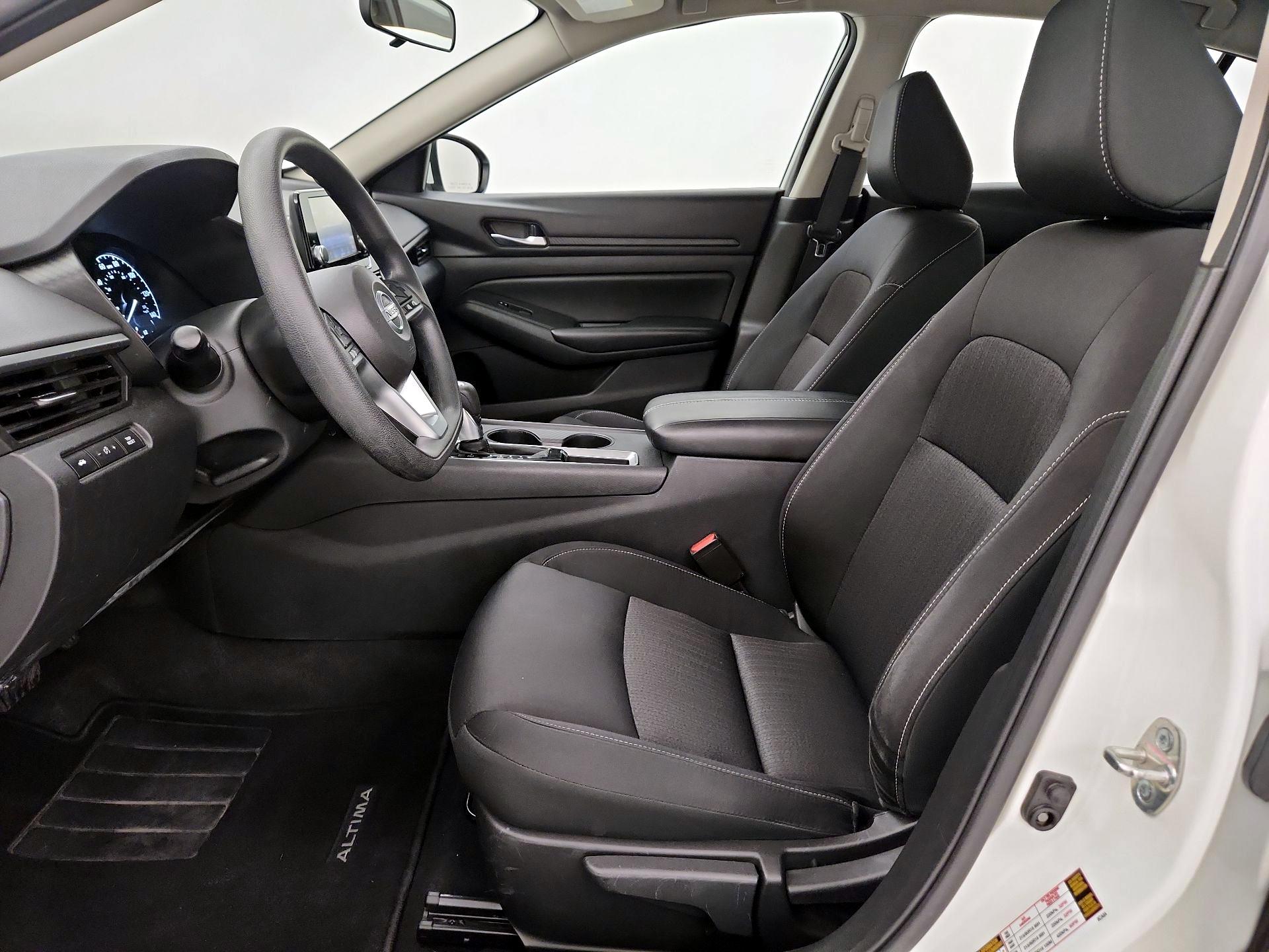 Thumbnail: 2021 Nissan Altima - 11