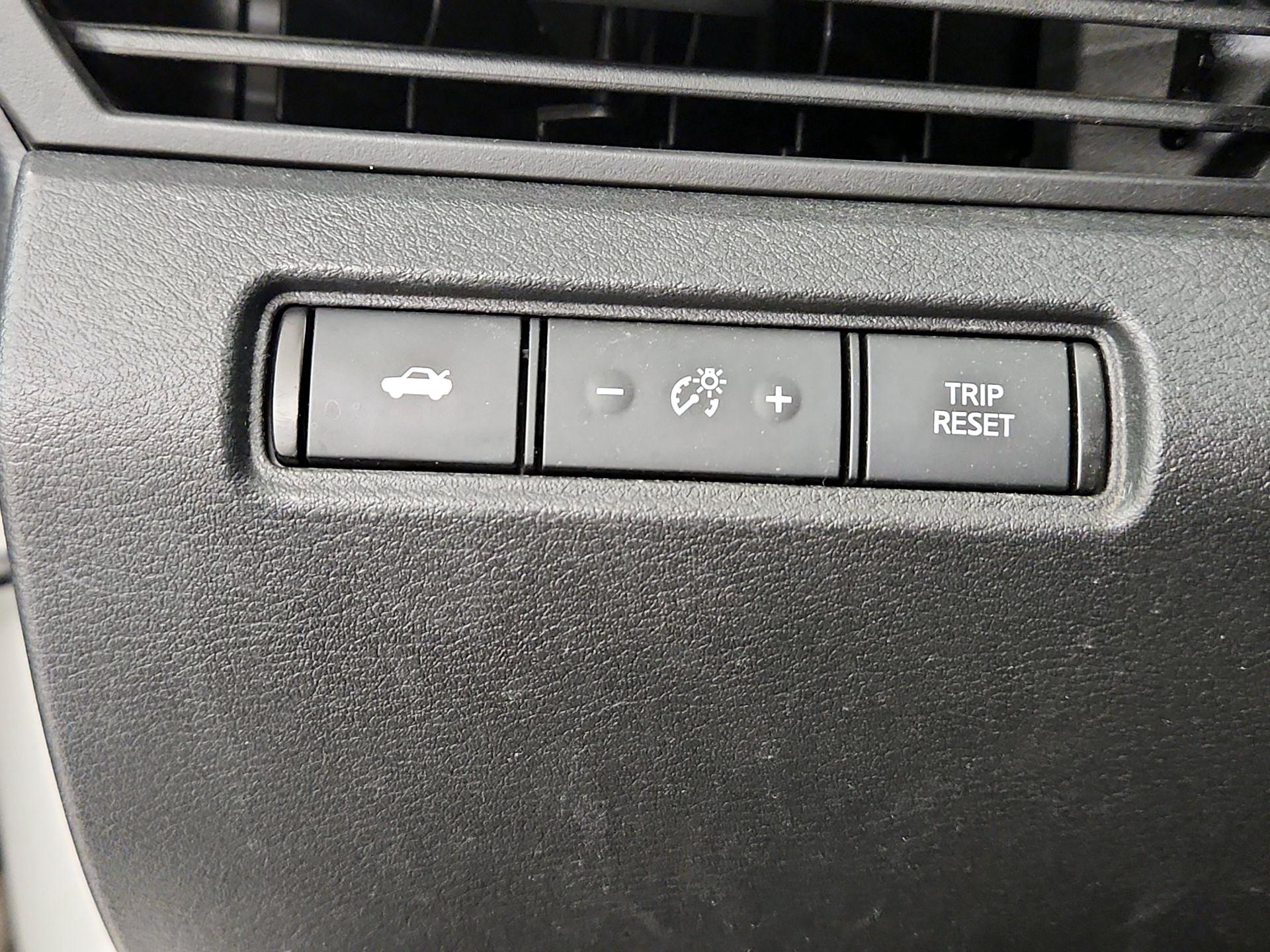 Thumbnail: 2021 Nissan Altima - 13