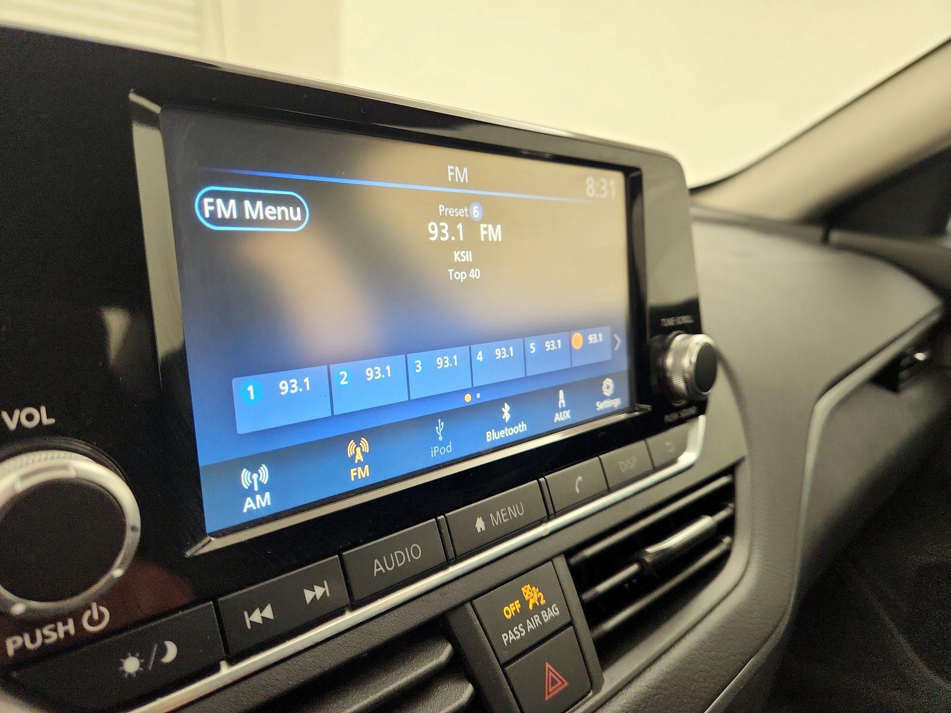 Thumbnail: 2021 Nissan Altima - 15