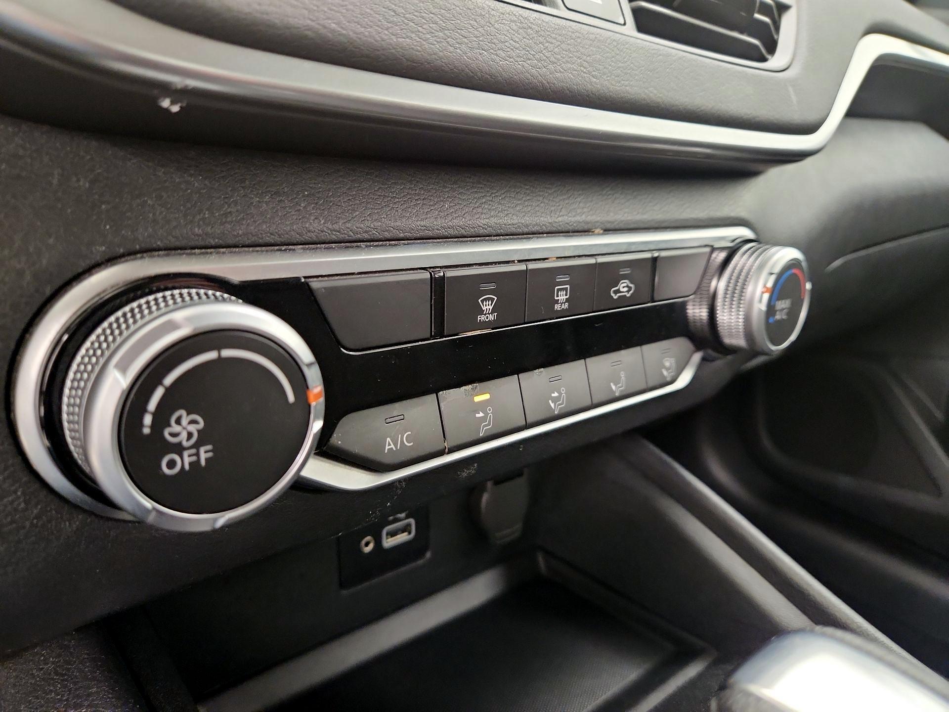 Thumbnail: 2021 Nissan Altima - 16