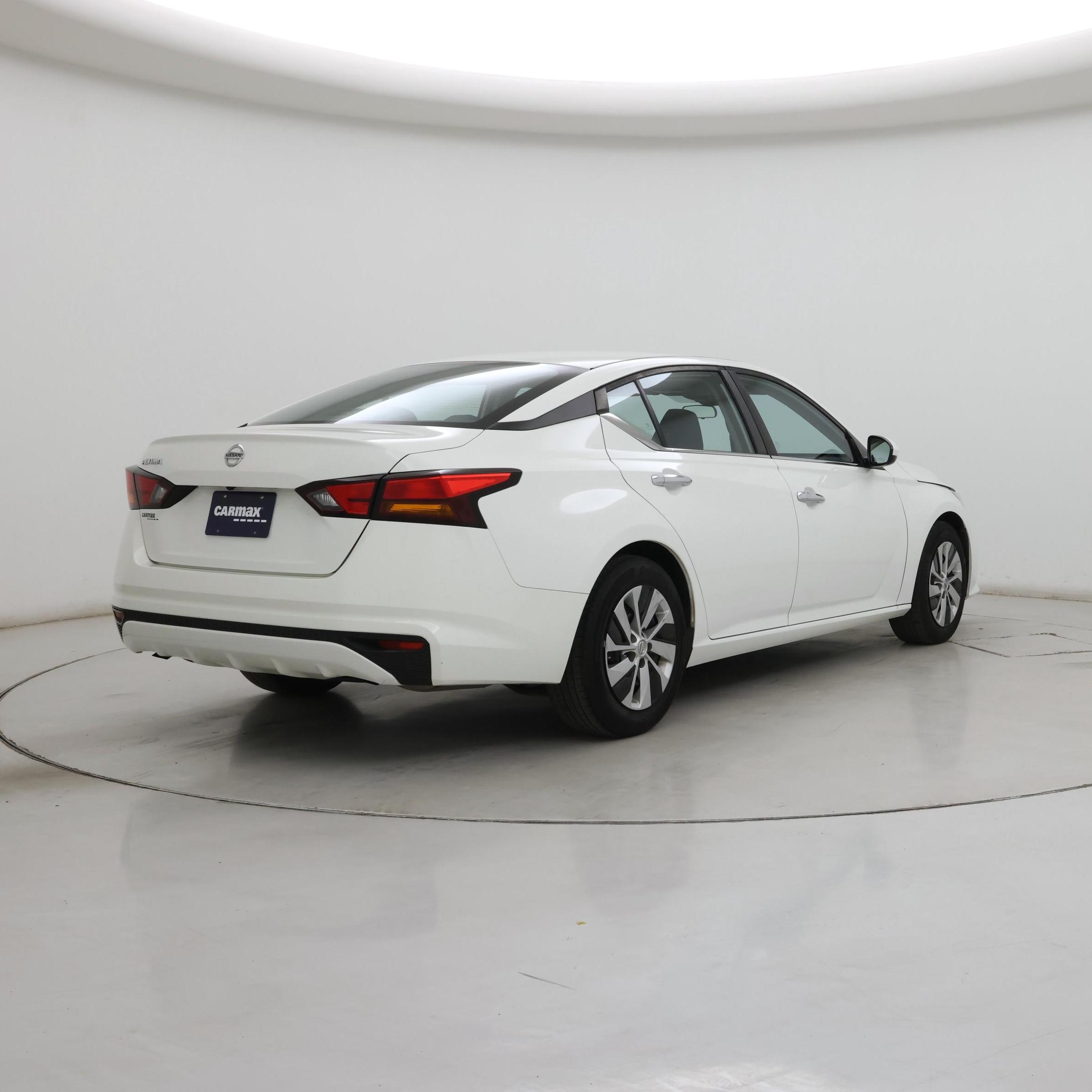 Thumbnail: 2021 Nissan Altima - 8