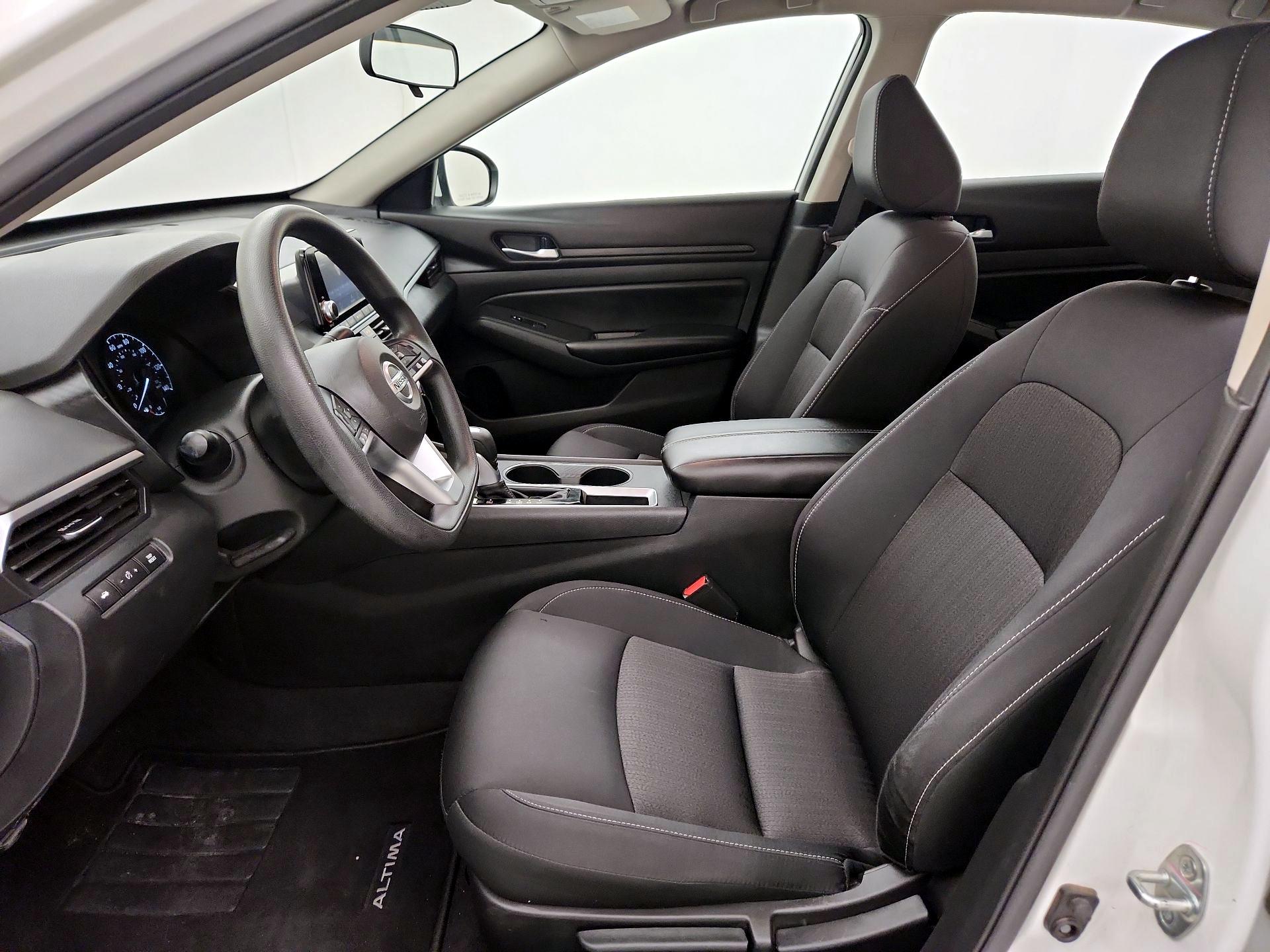 Thumbnail: 2021 Nissan Altima - 11