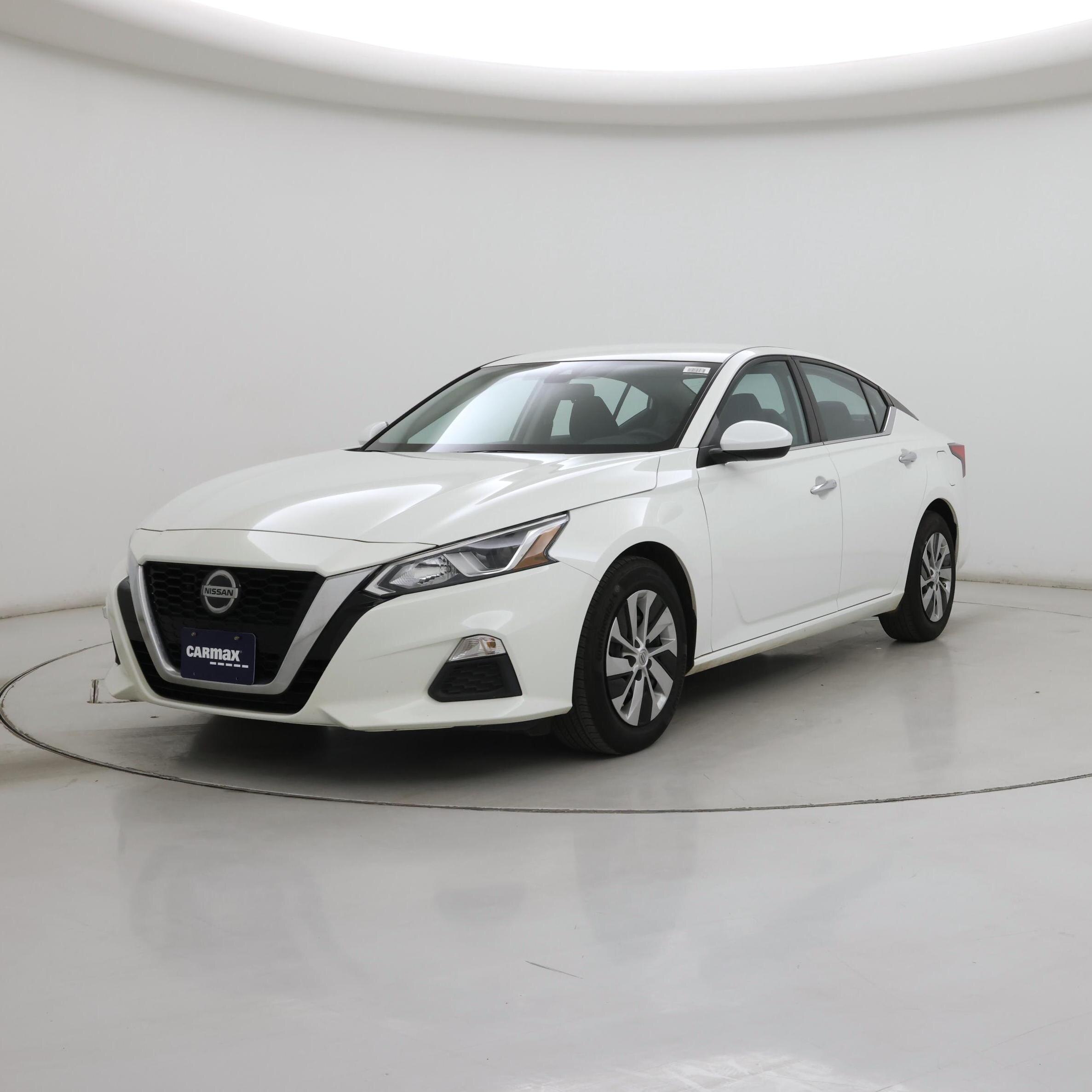 Thumbnail: 2021 Nissan Altima - 4