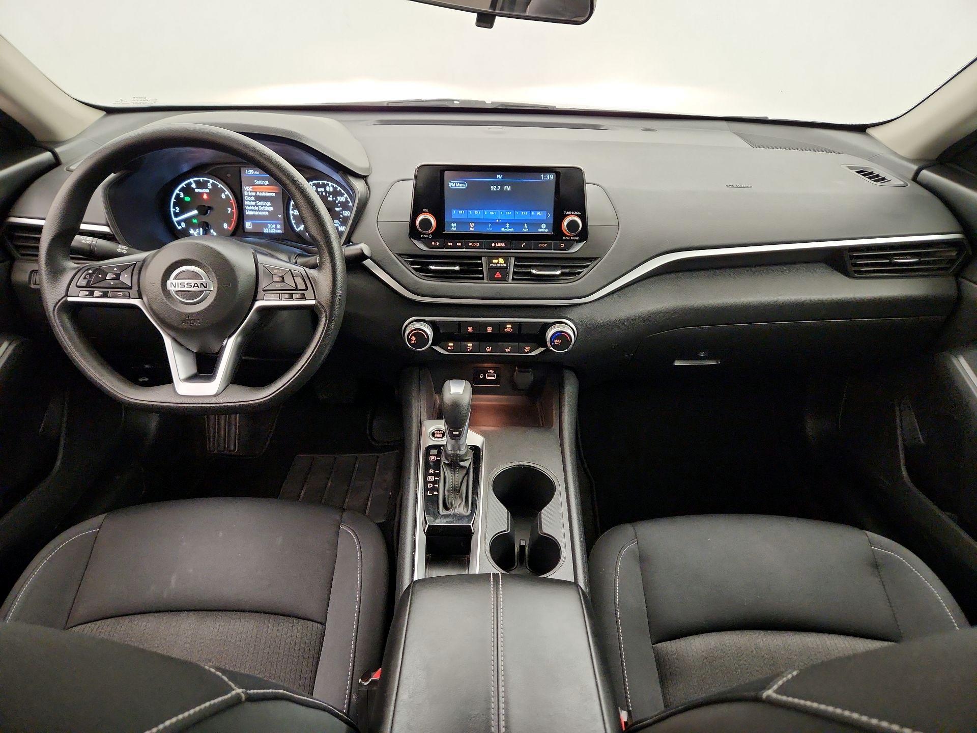 Thumbnail: 2021 Nissan Altima - 9