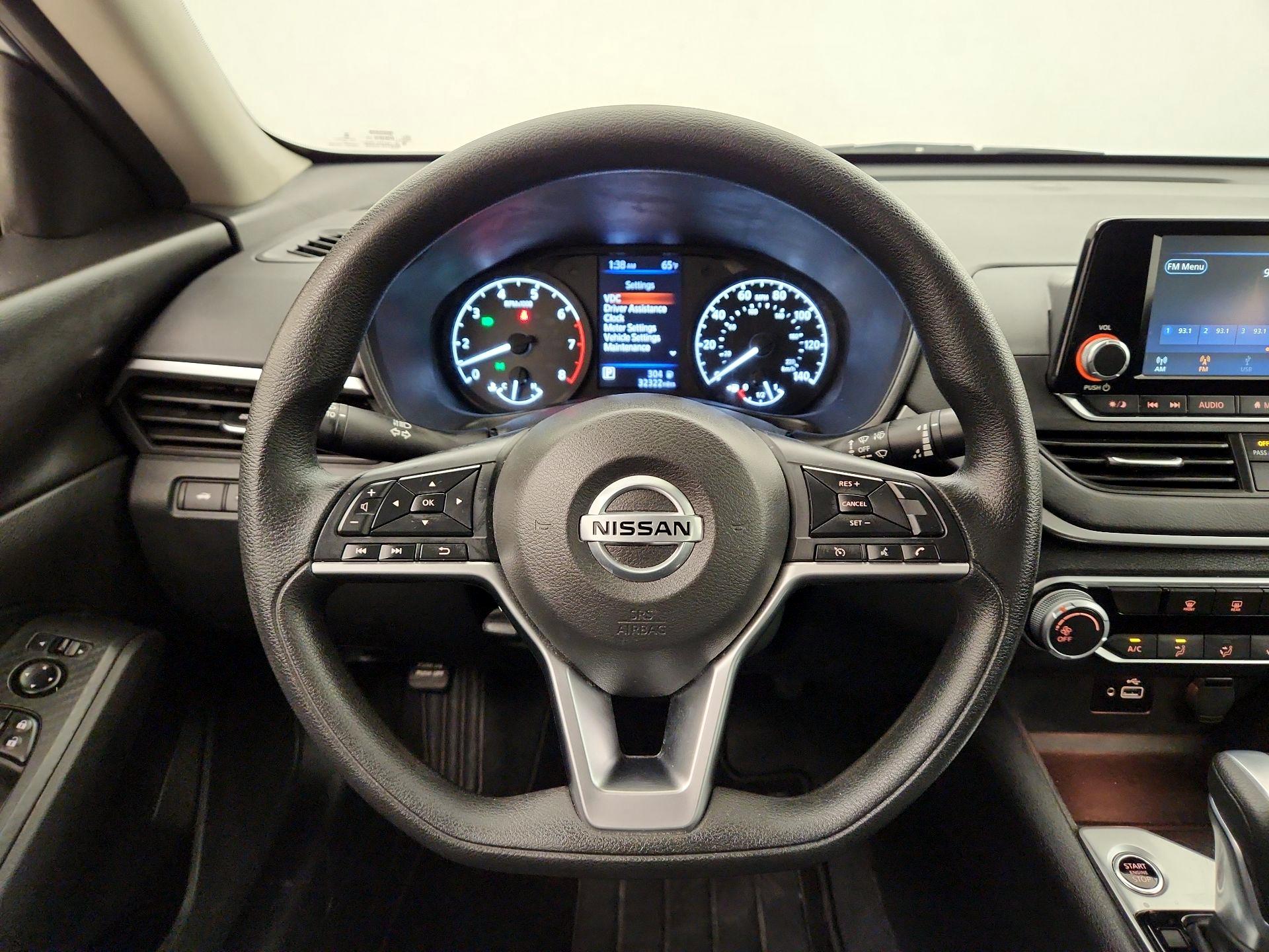 Thumbnail: 2021 Nissan Altima - 10