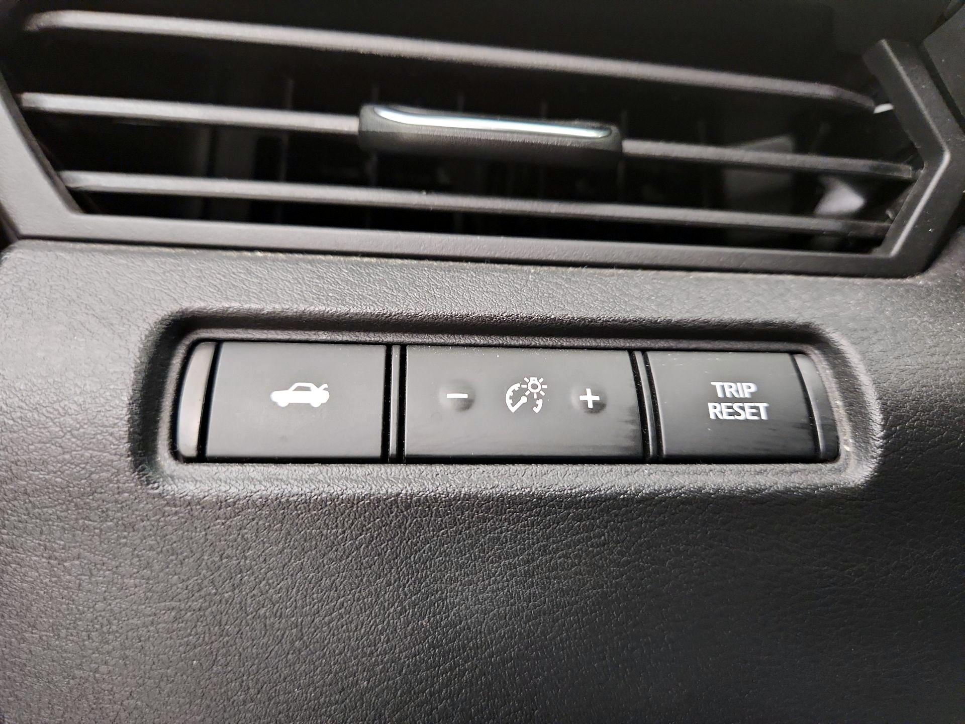 Thumbnail: 2021 Nissan Altima - 13