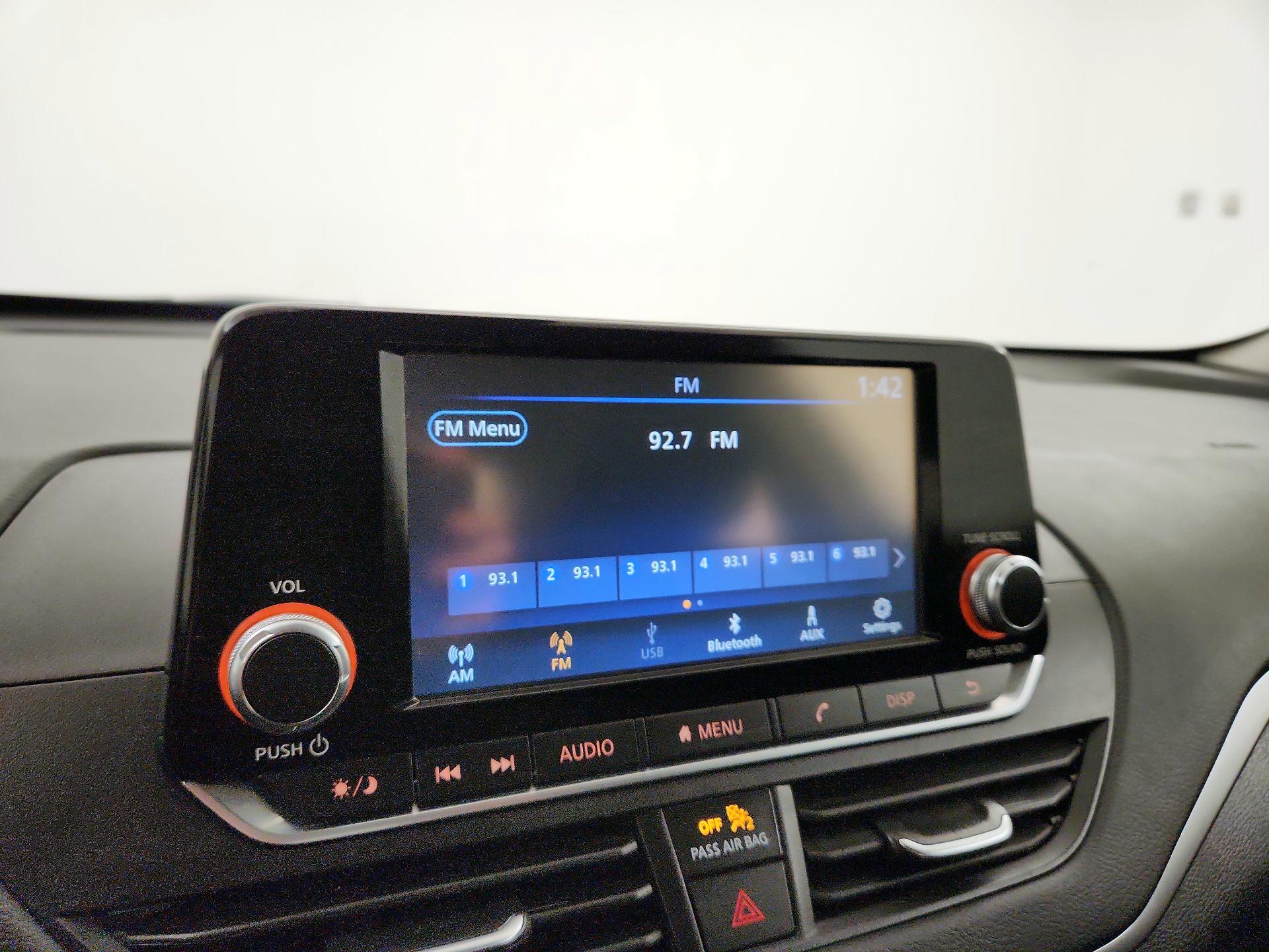 Thumbnail: 2021 Nissan Altima - 15