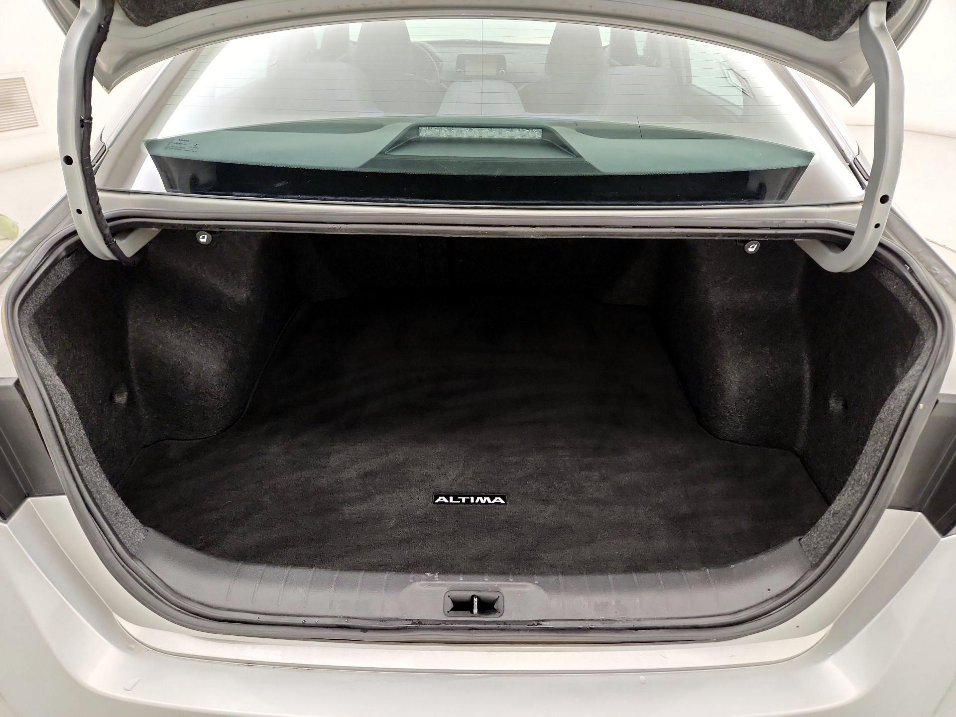 Thumbnail: 2021 Nissan Altima - 20