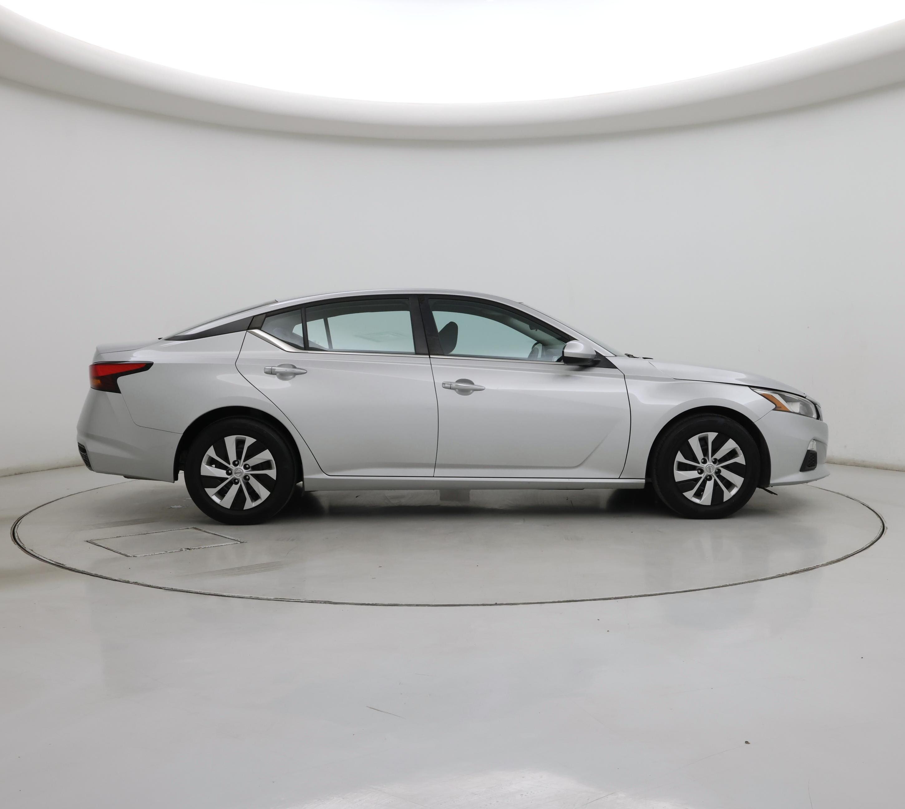 Thumbnail: 2021 Nissan Altima - 7