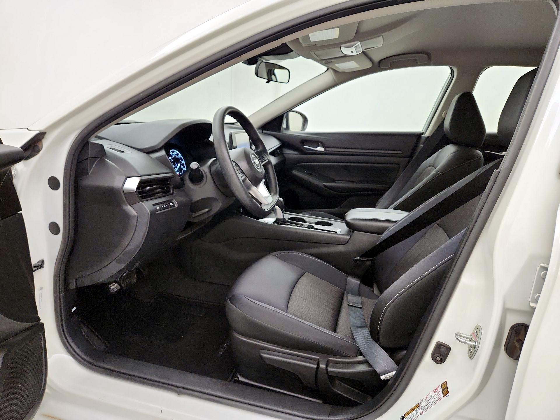 Thumbnail: 2021 Nissan Altima - 11