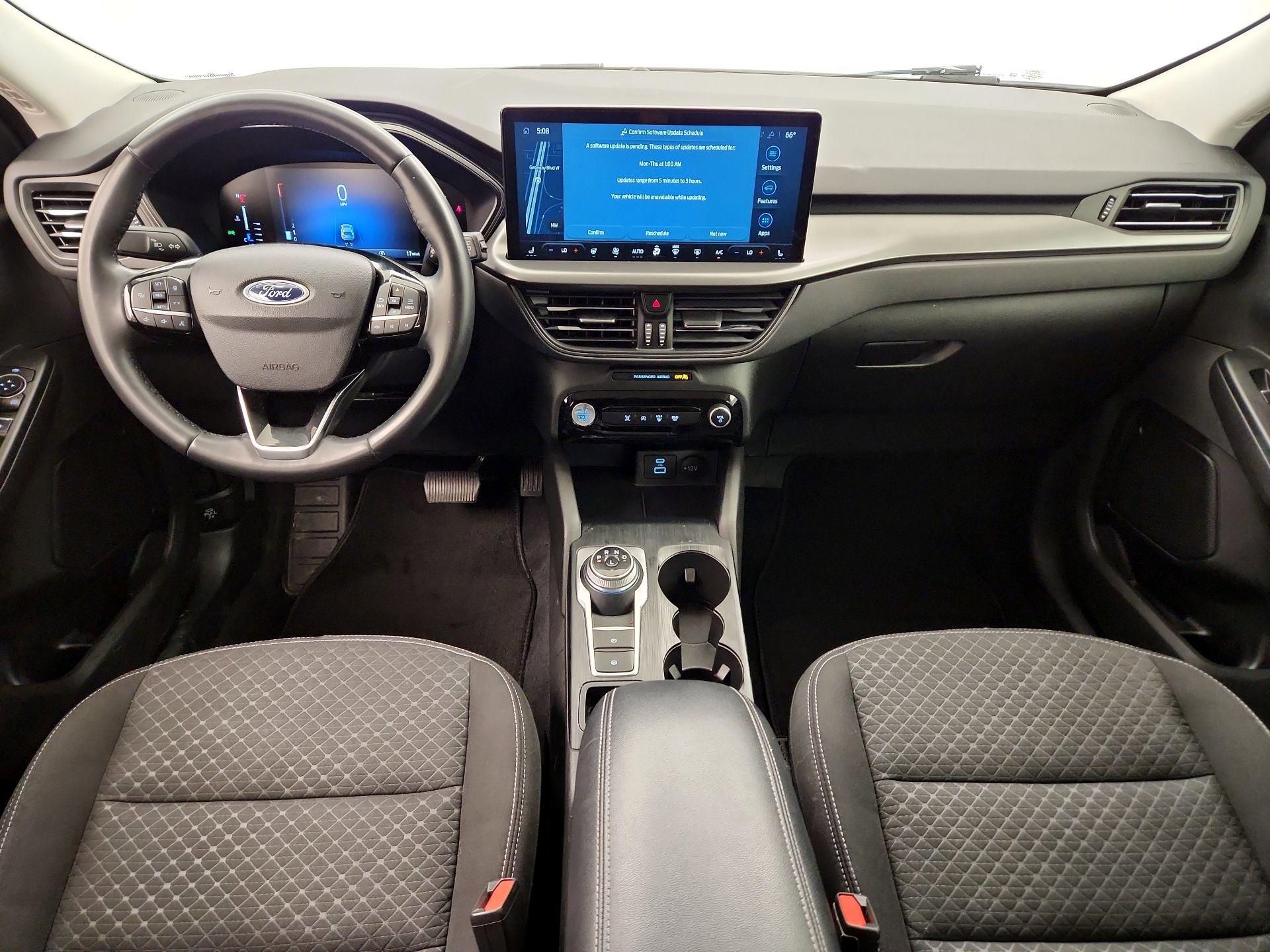 Thumbnail: 2023 Ford Escape - 9