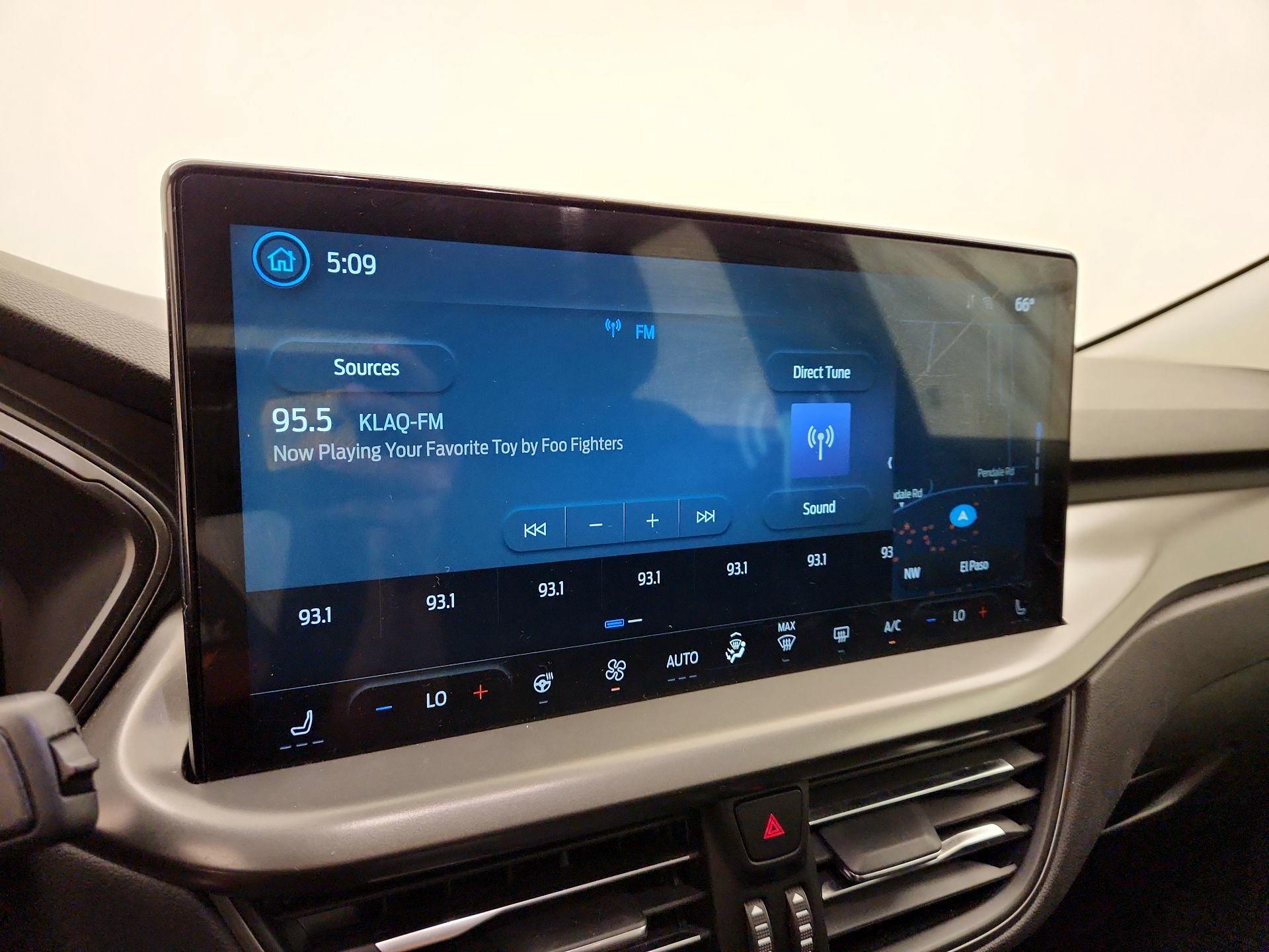 Thumbnail: 2023 Ford Escape - 16