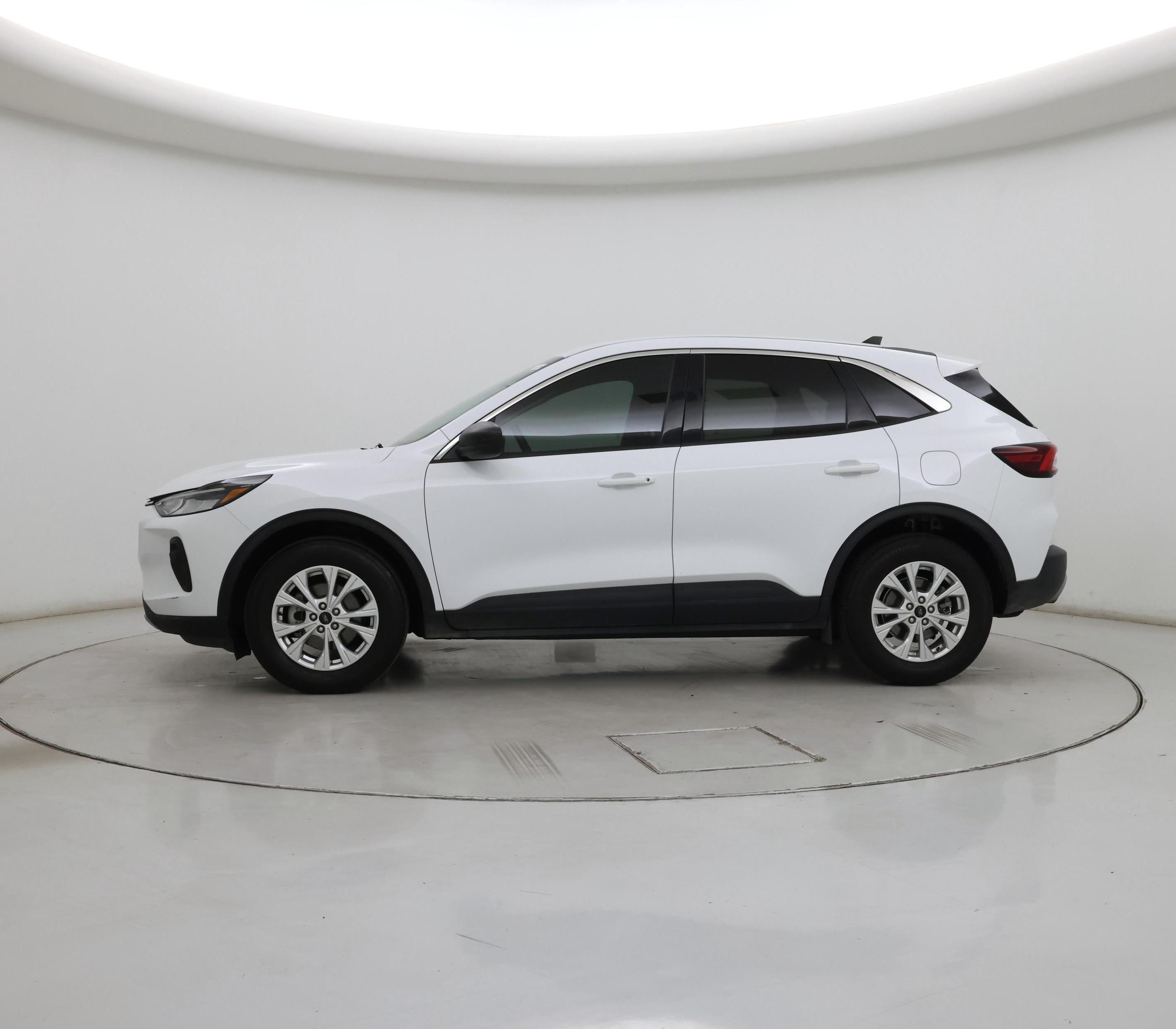 Thumbnail: 2023 Ford Escape - 3