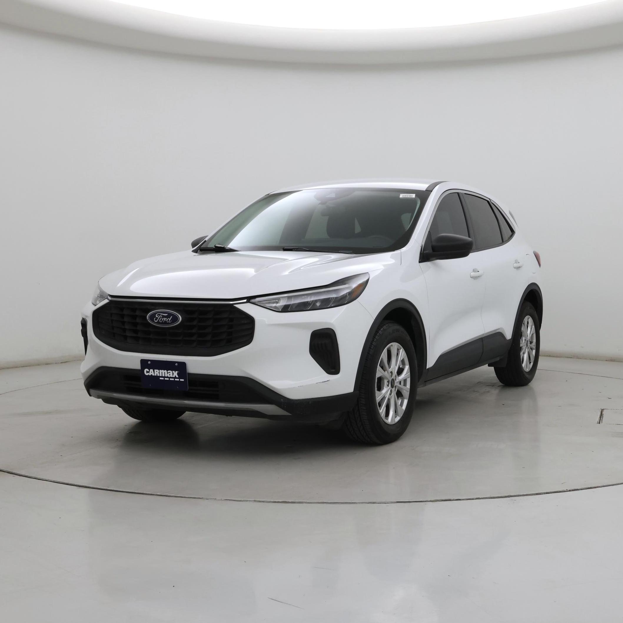 Thumbnail: 2023 Ford Escape - 4