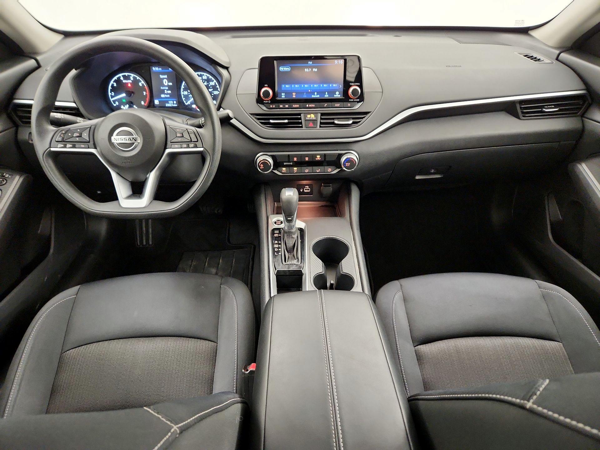 Thumbnail: 2021 Nissan Altima - 9