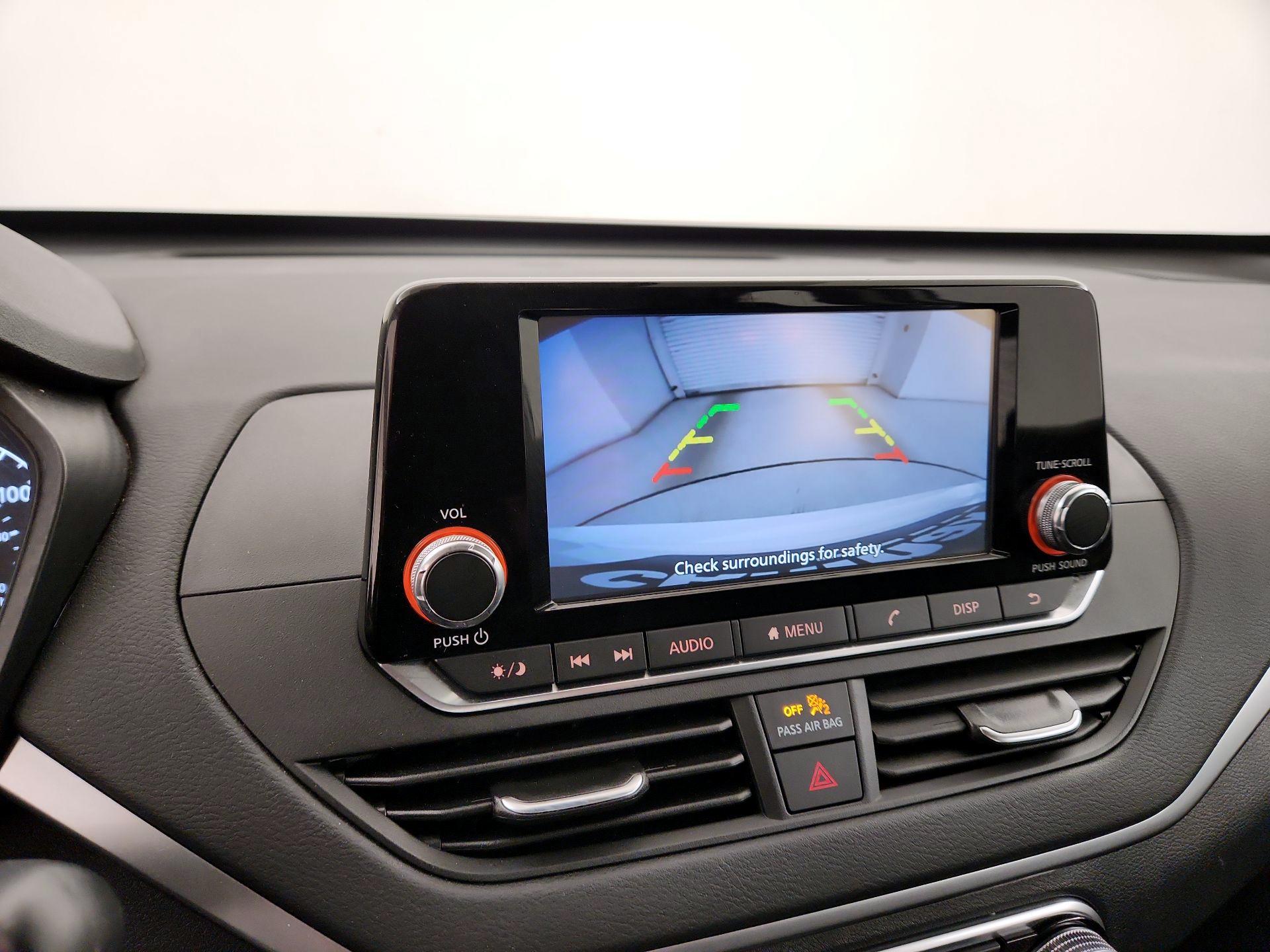 Thumbnail: 2021 Nissan Altima - 14