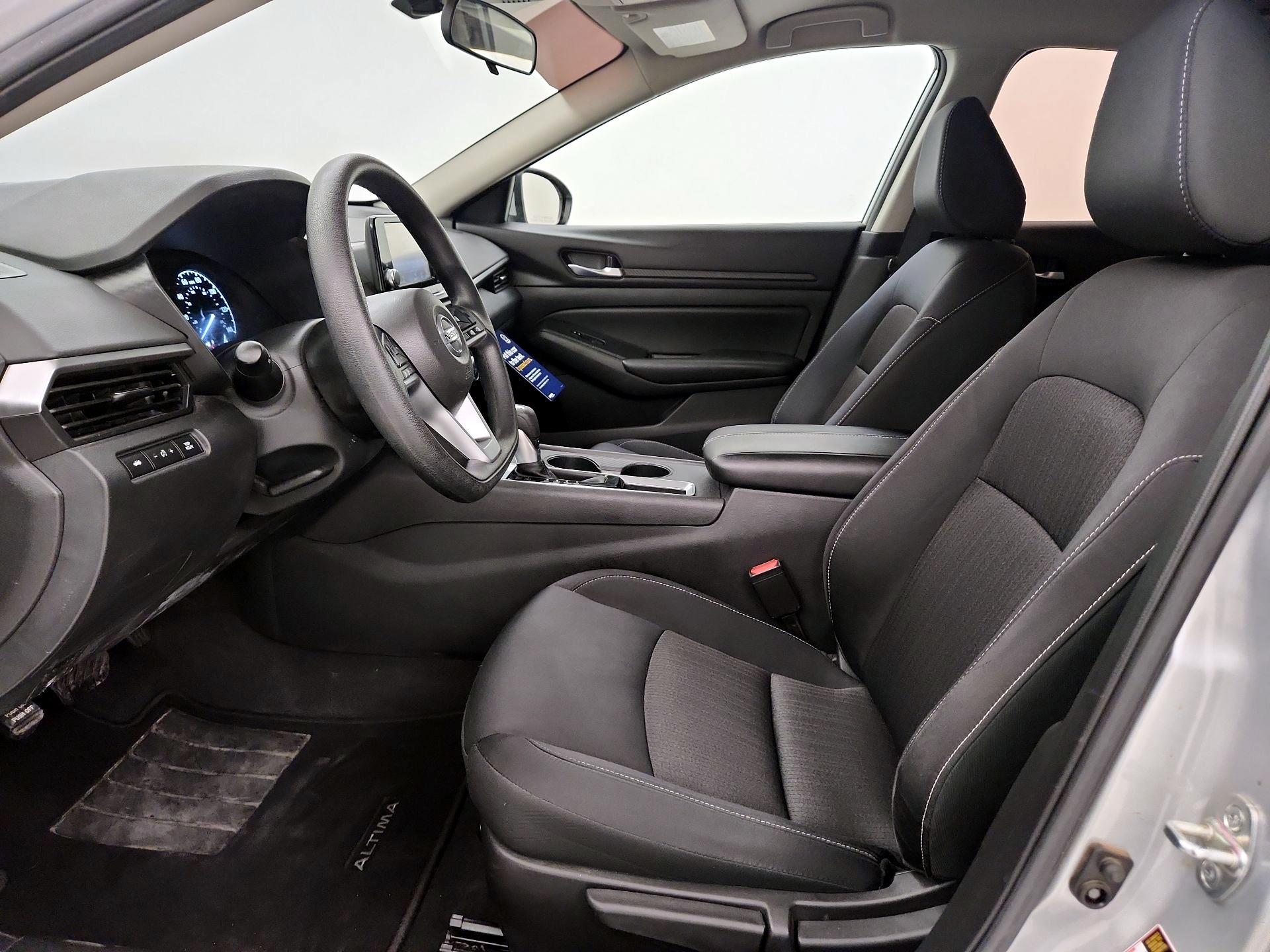 Thumbnail: 2021 Nissan Altima - 11