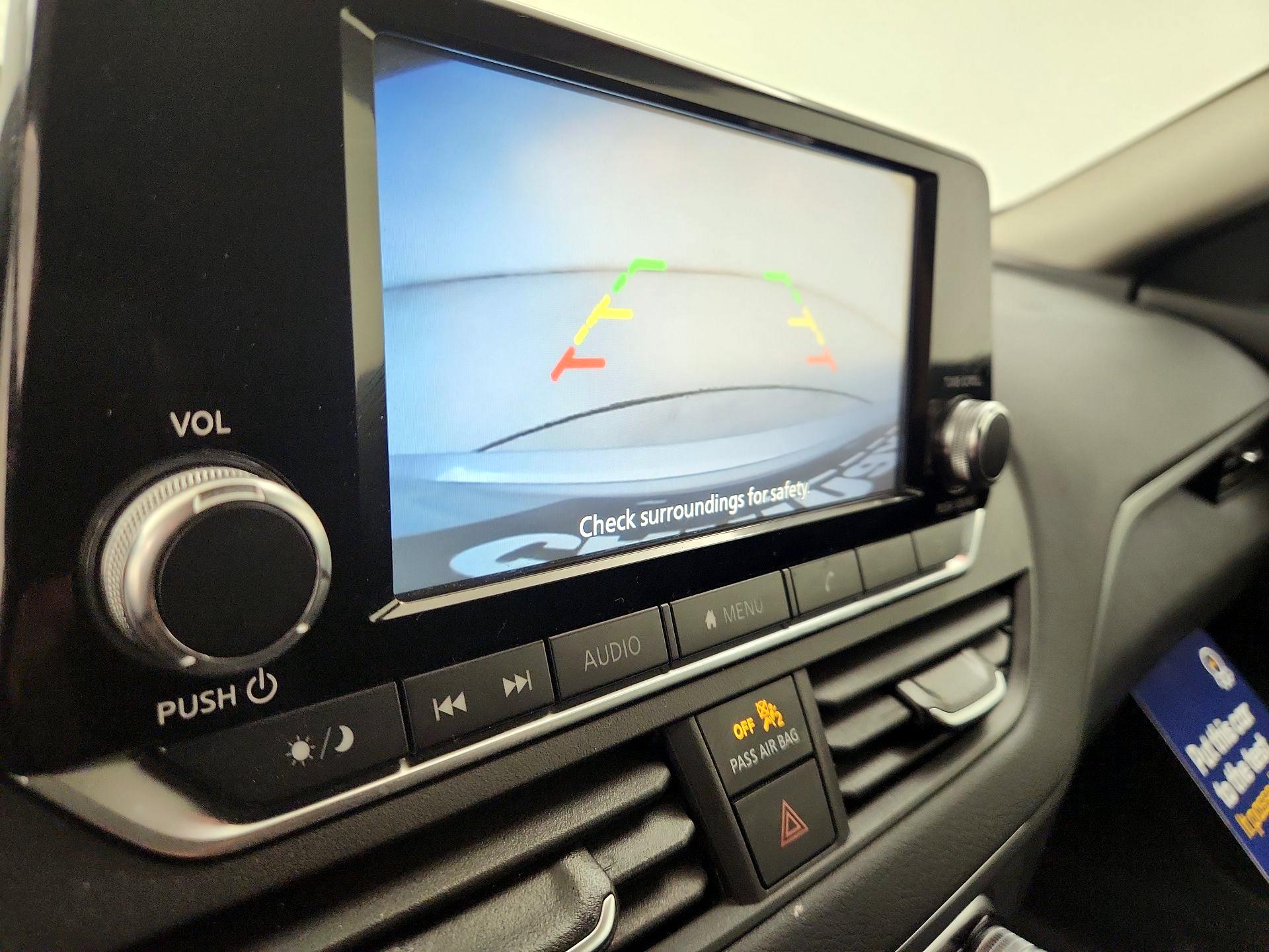 Thumbnail: 2021 Nissan Altima - 14