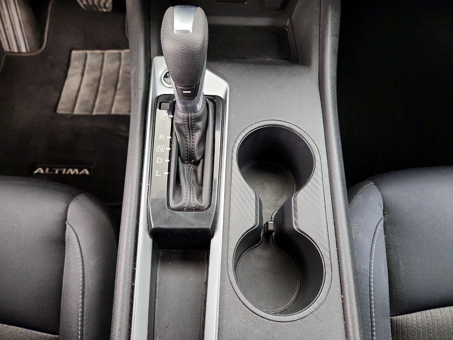 Thumbnail: 2021 Nissan Altima - 17