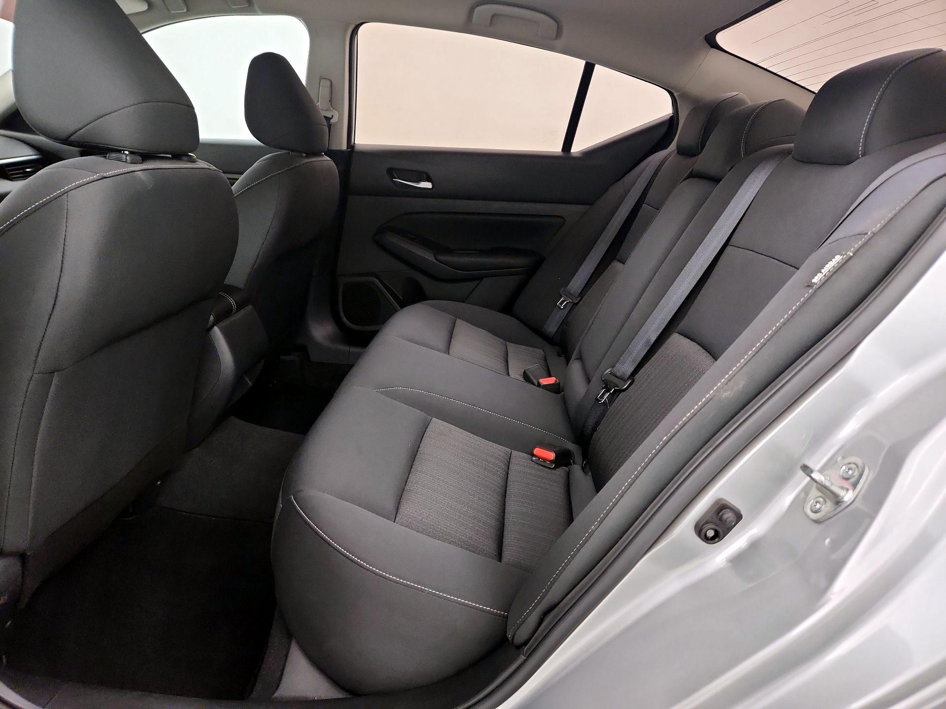 Thumbnail: 2021 Nissan Altima - 19