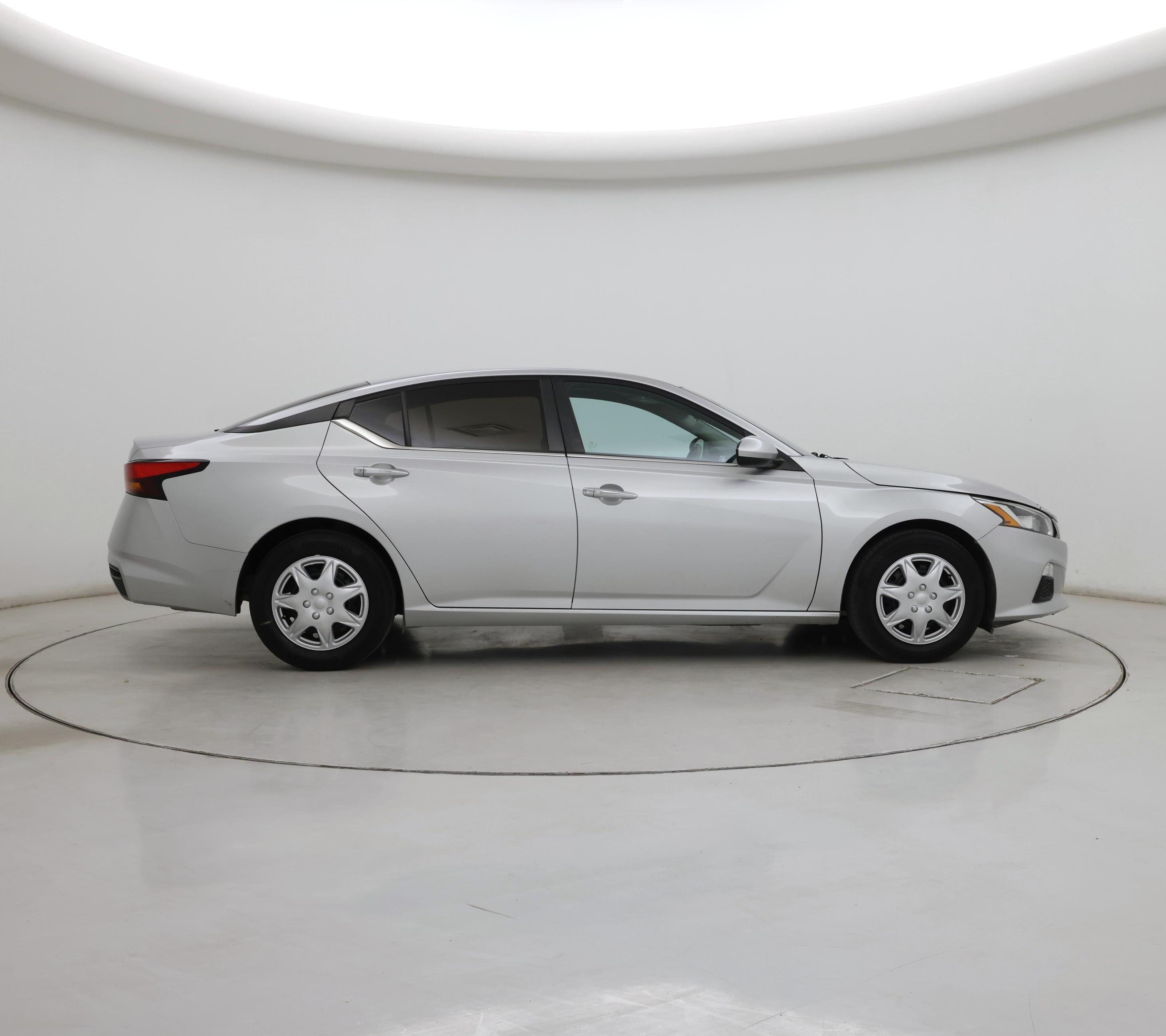 Thumbnail: 2021 Nissan Altima - 7