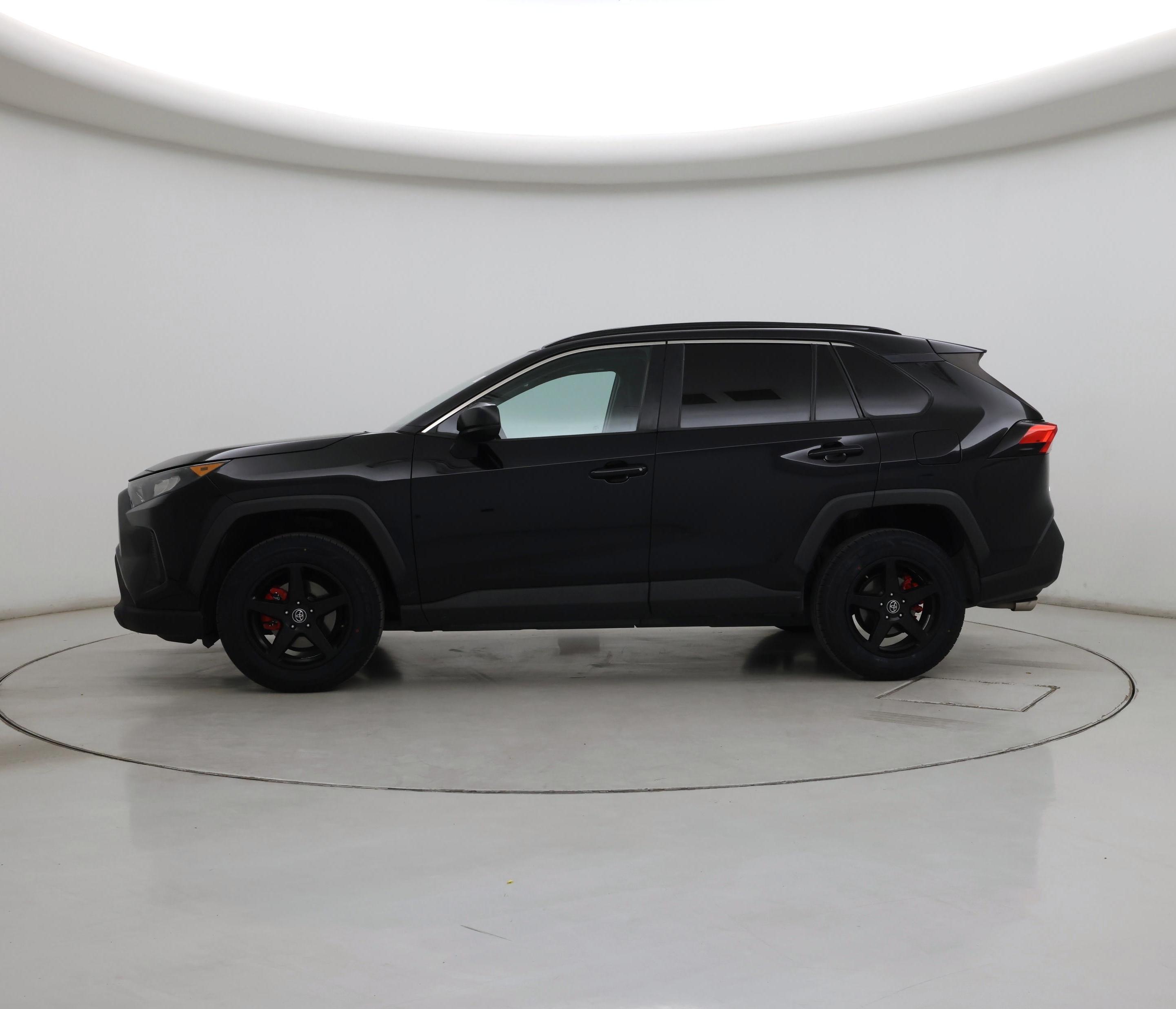 Thumbnail: 2021 Toyota RAV4 - 3