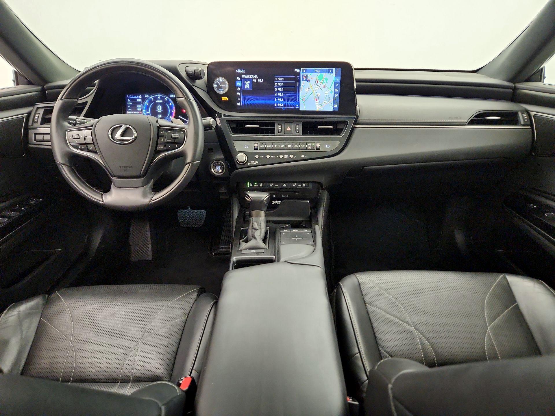 Thumbnail: 2022 Lexus ES - 9