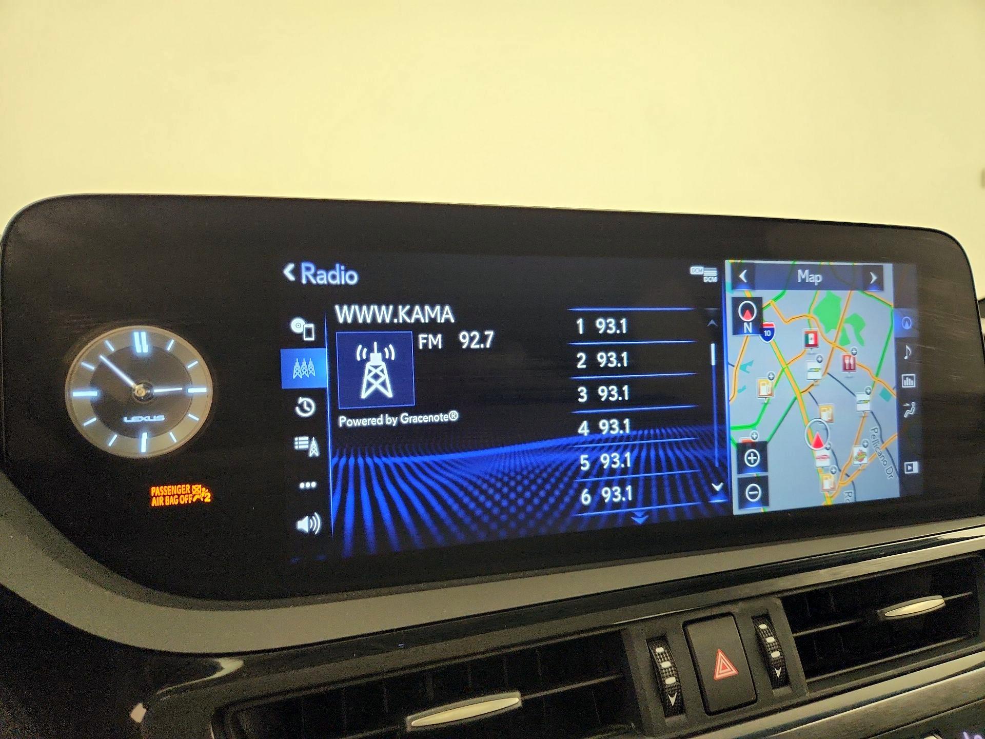 Thumbnail: 2022 Lexus ES - 16