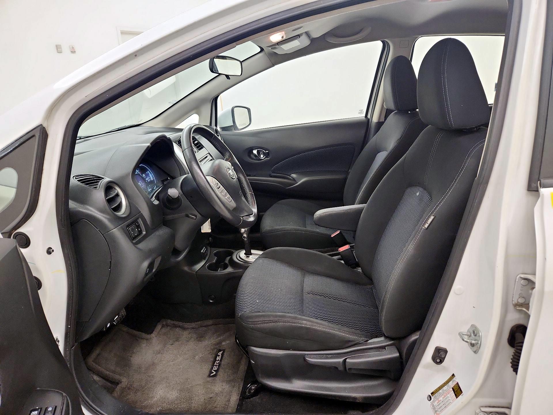 Thumbnail: 2017 Nissan Versa Note - 11